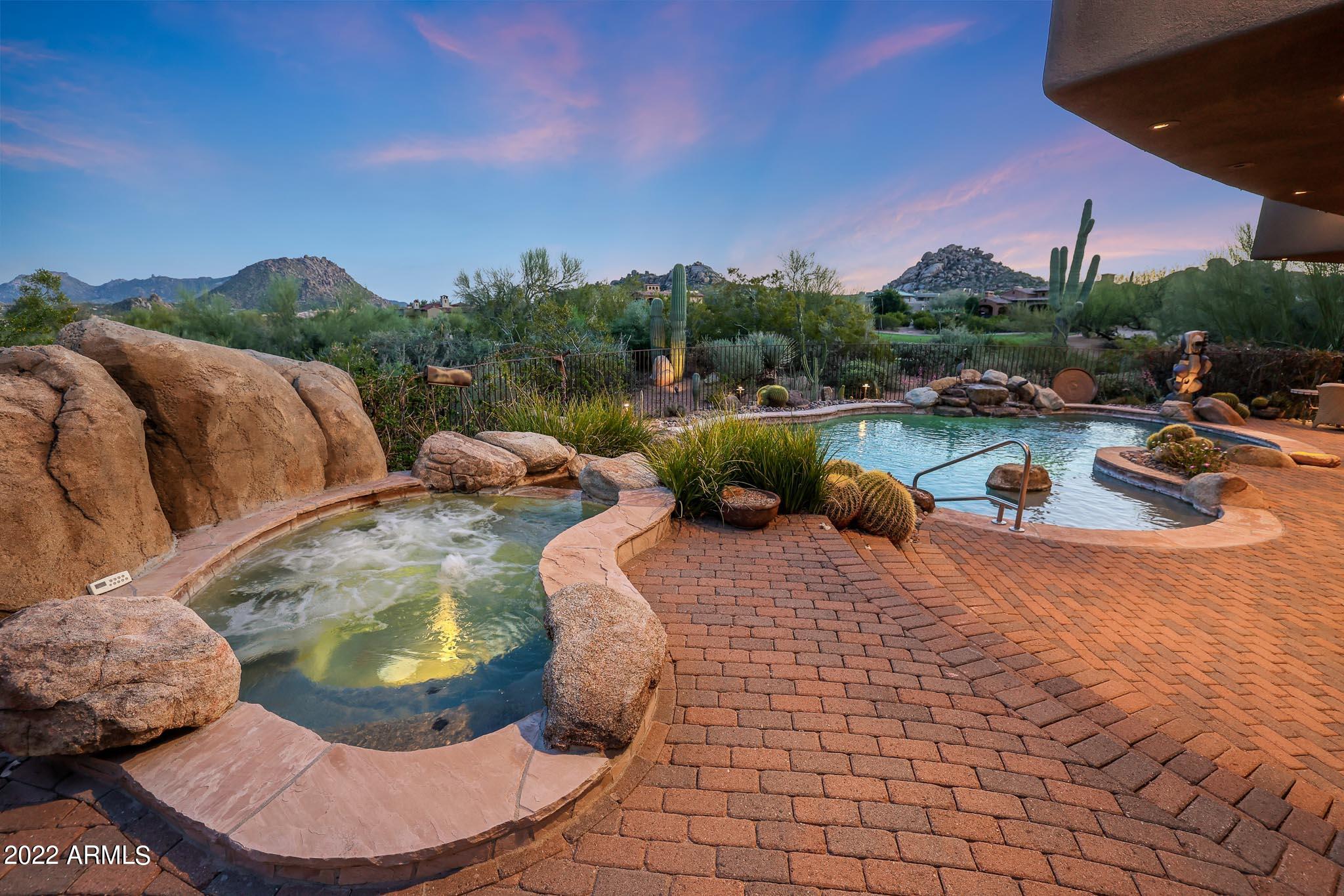 PINNACLE CANYON AT TROON NORTH - Residential