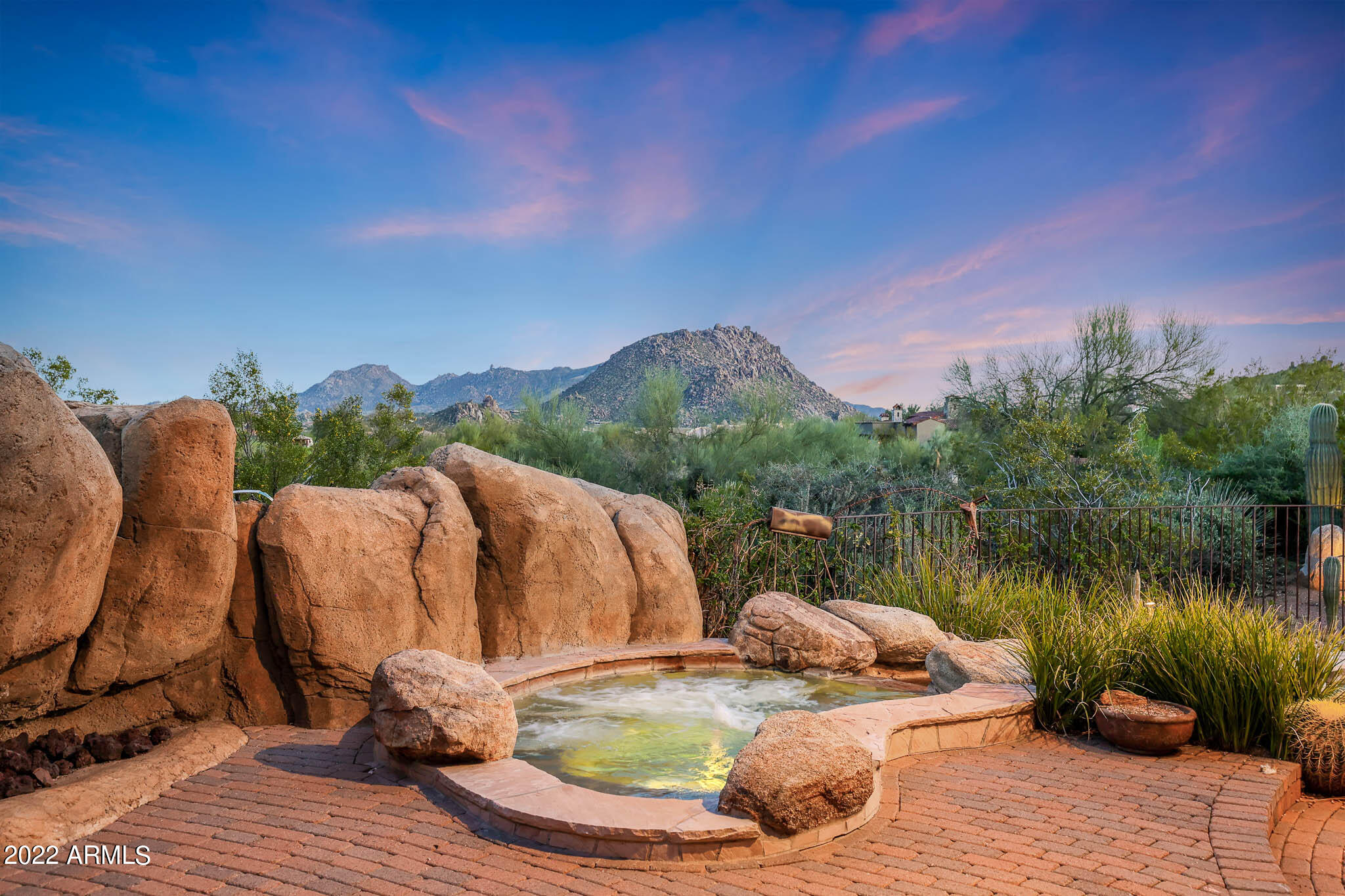 PINNACLE CANYON AT TROON NORTH - Residential