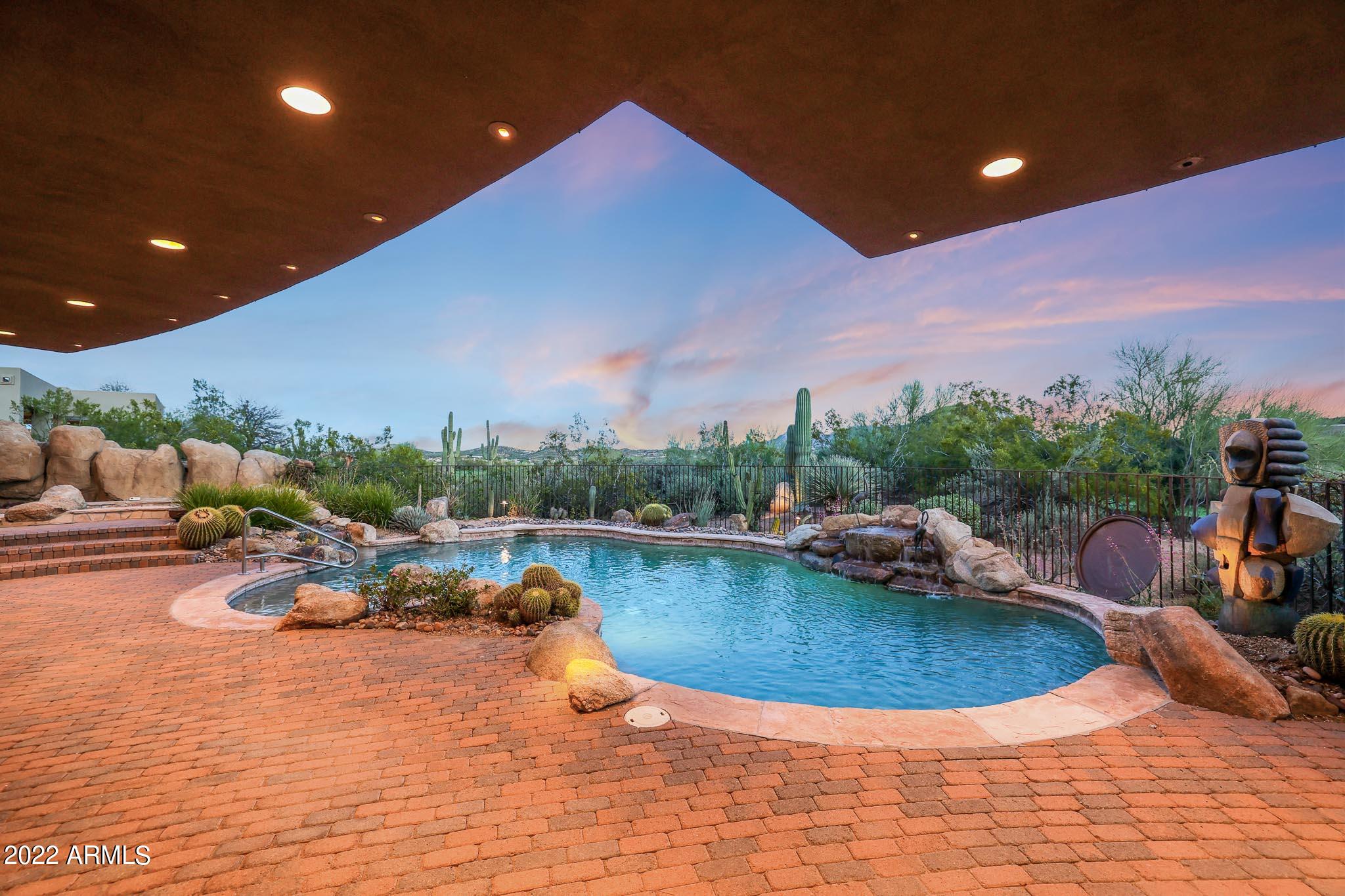 PINNACLE CANYON AT TROON NORTH - Residential