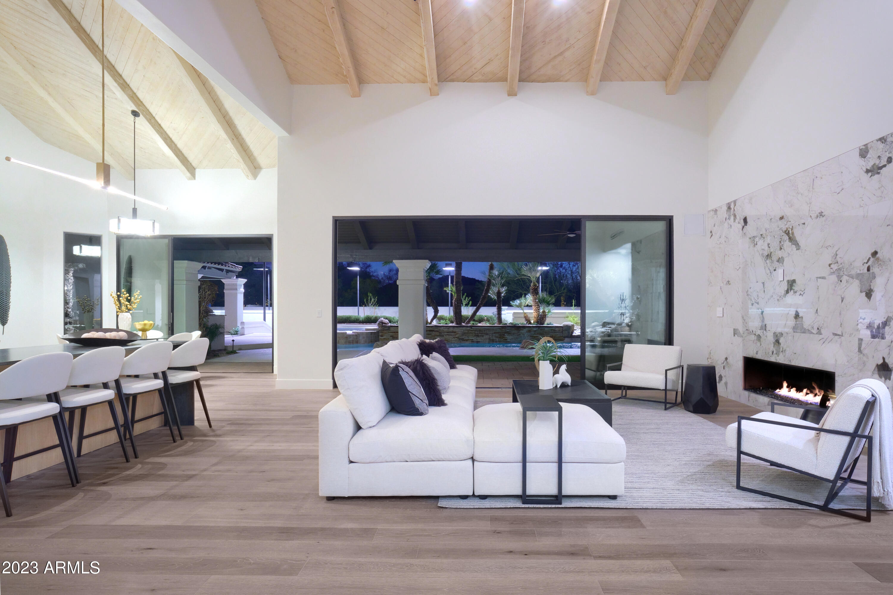 CAMELBACK COUNTRY ESTATES UNIT 4 - Residential
