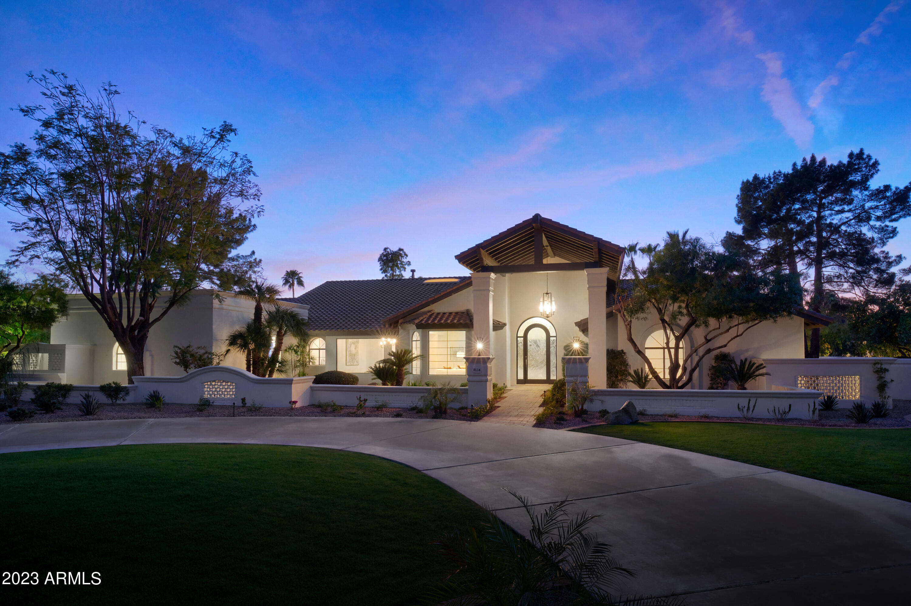 CAMELBACK COUNTRY ESTATES UNIT 4 - Residential