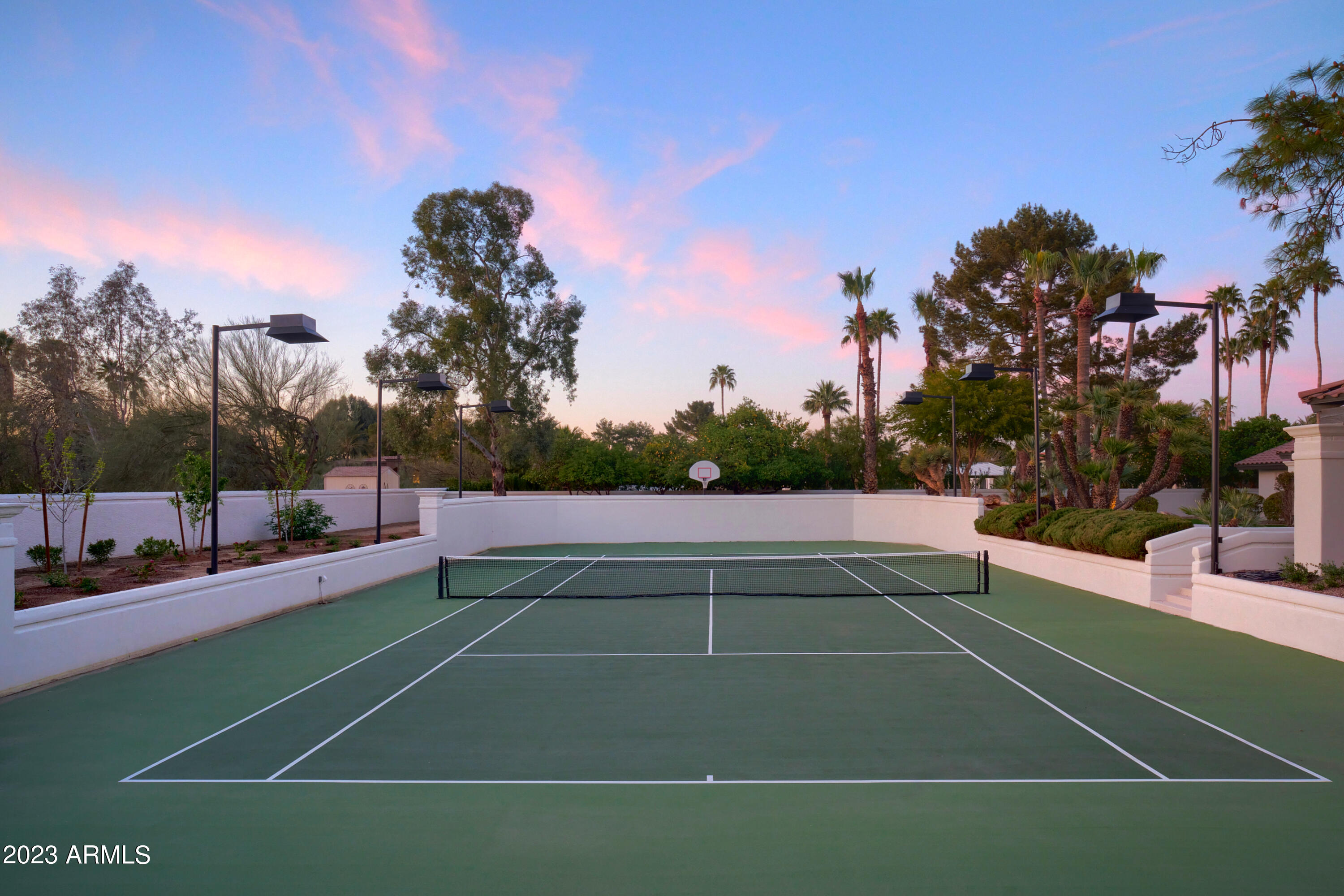 CAMELBACK COUNTRY ESTATES UNIT 4 - Residential