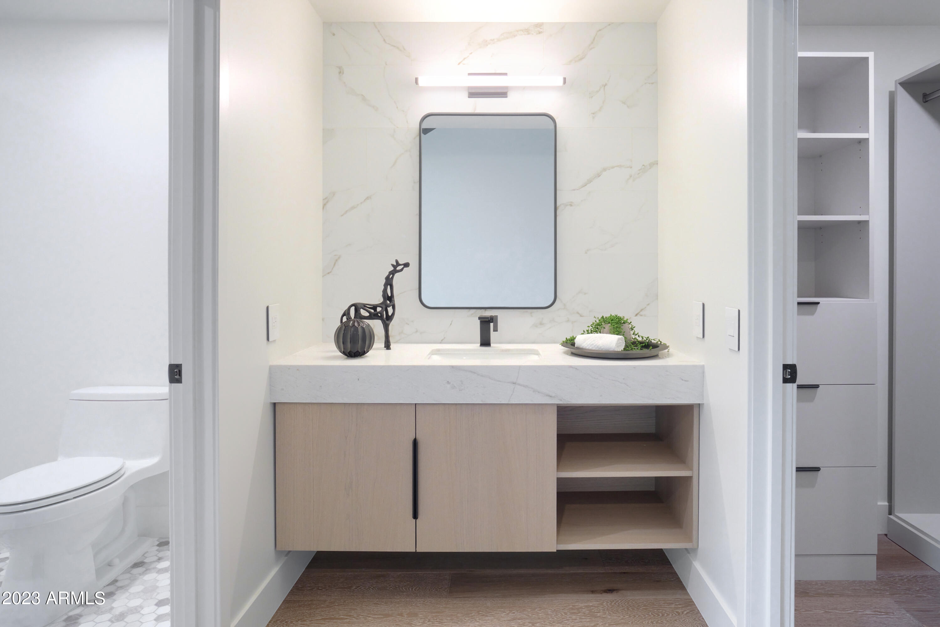 CAMELBACK COUNTRY ESTATES UNIT 4 - Residential