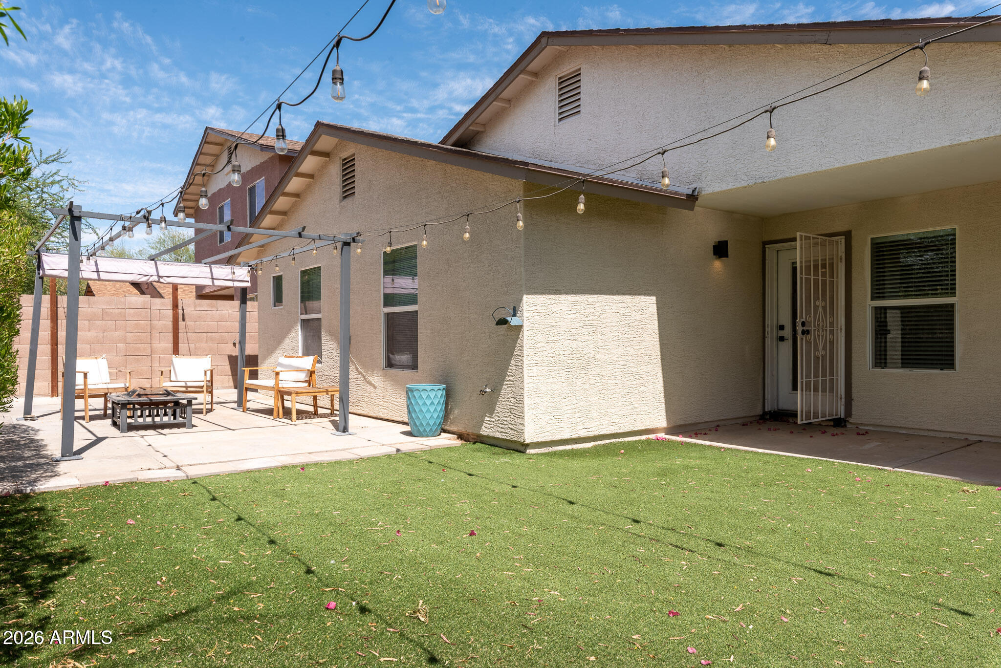 ORO VISTA - Residential