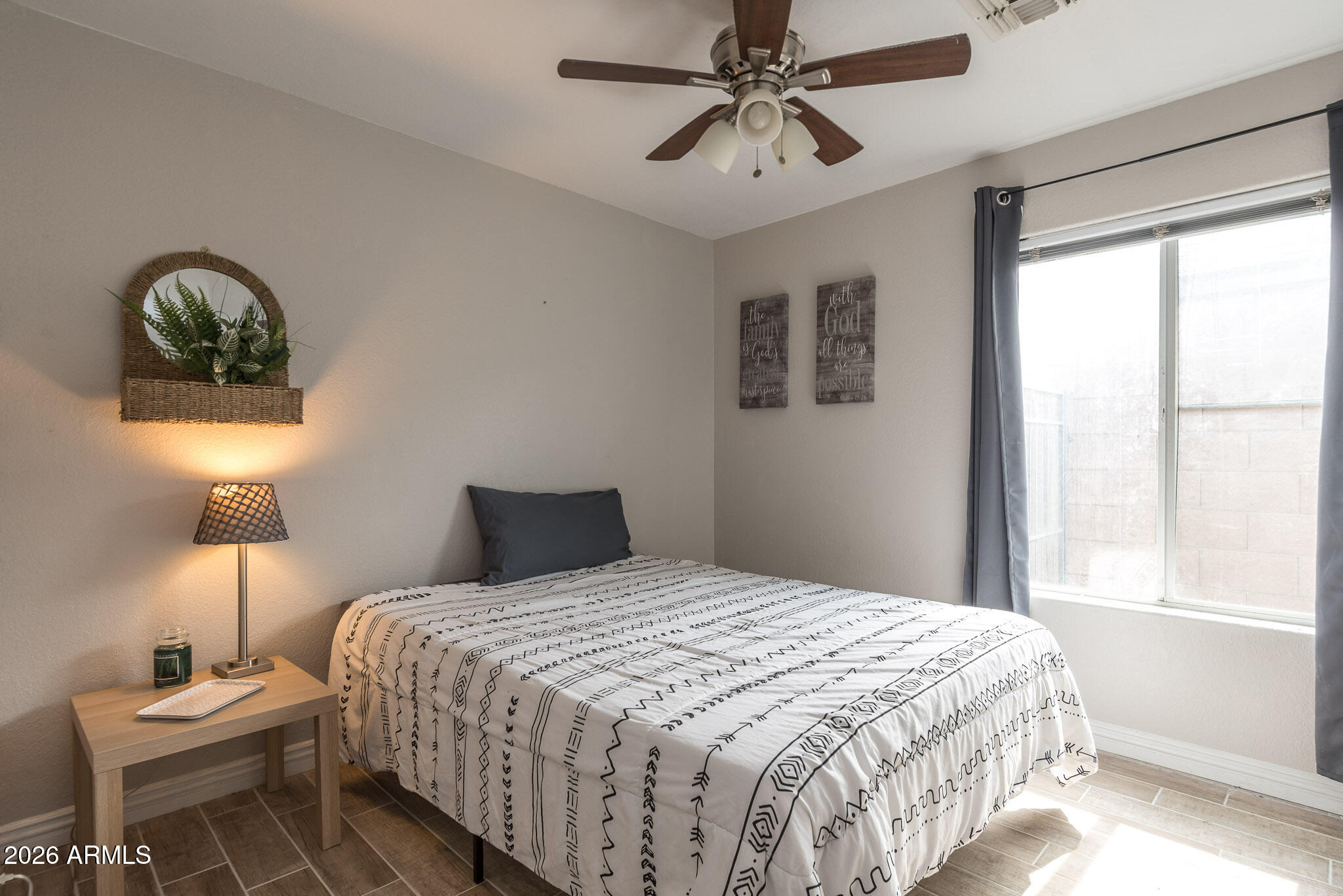 ORO VISTA - Residential