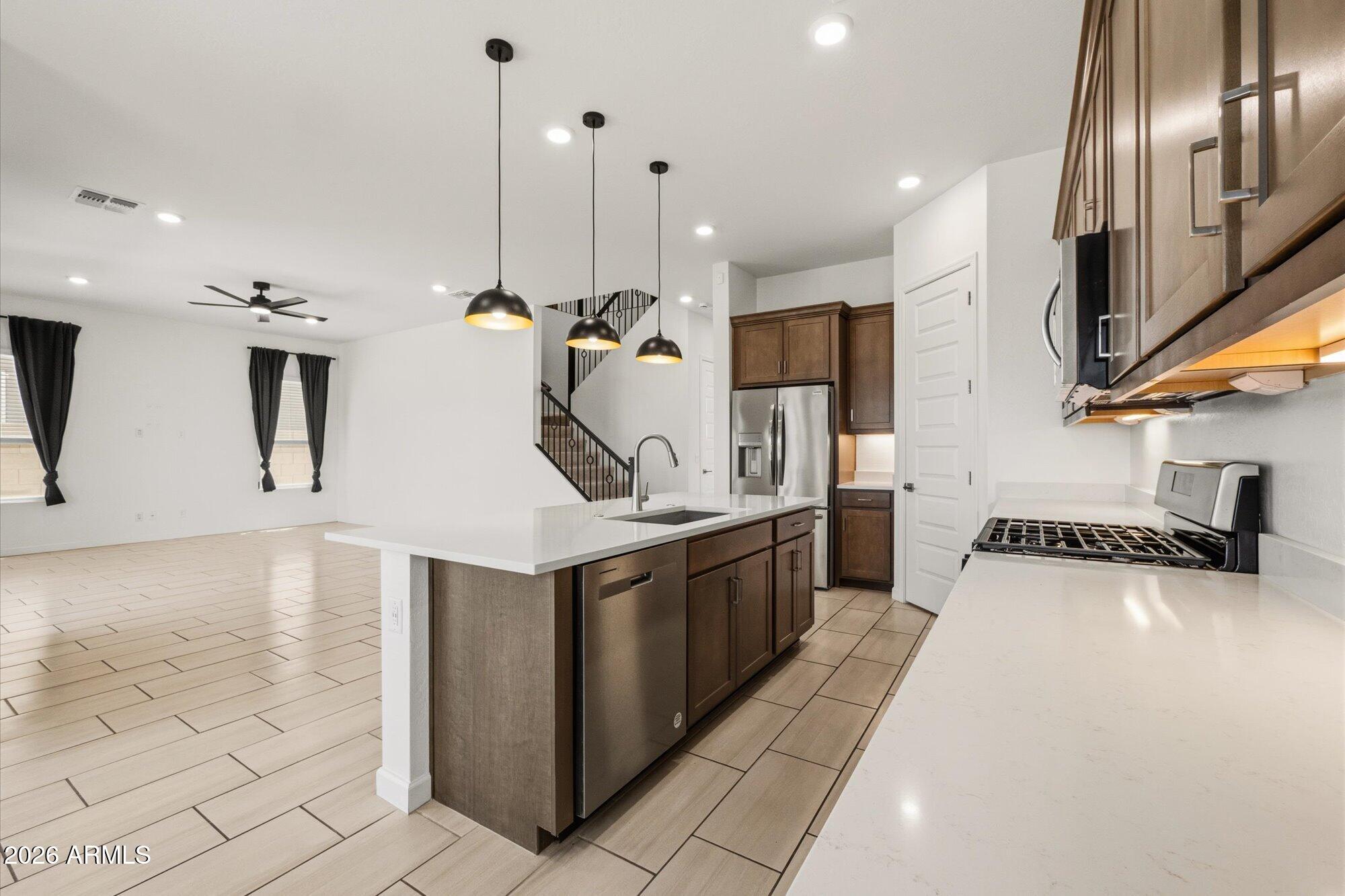 Hillstone-West - Residential