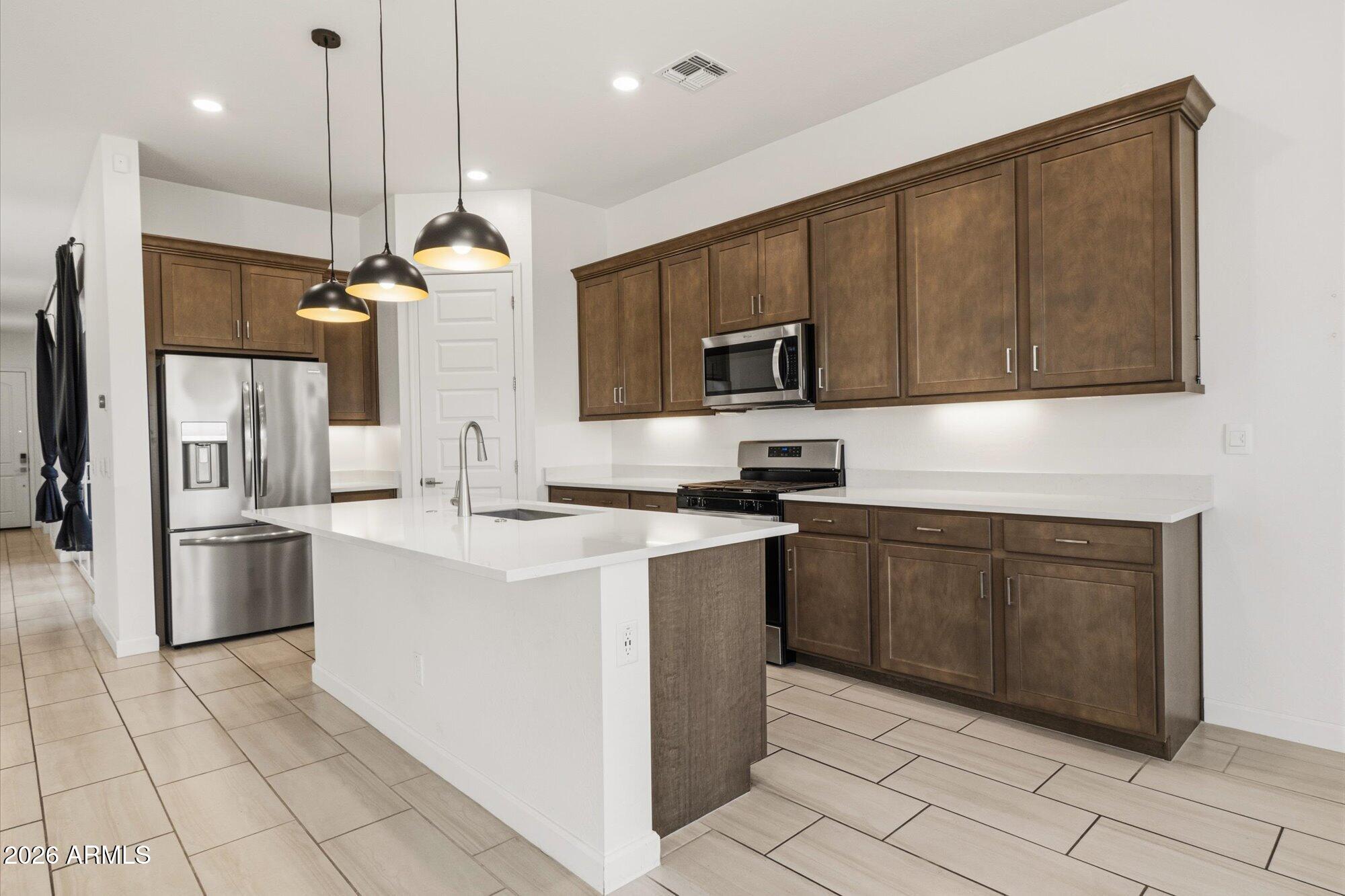 Hillstone-West - Residential