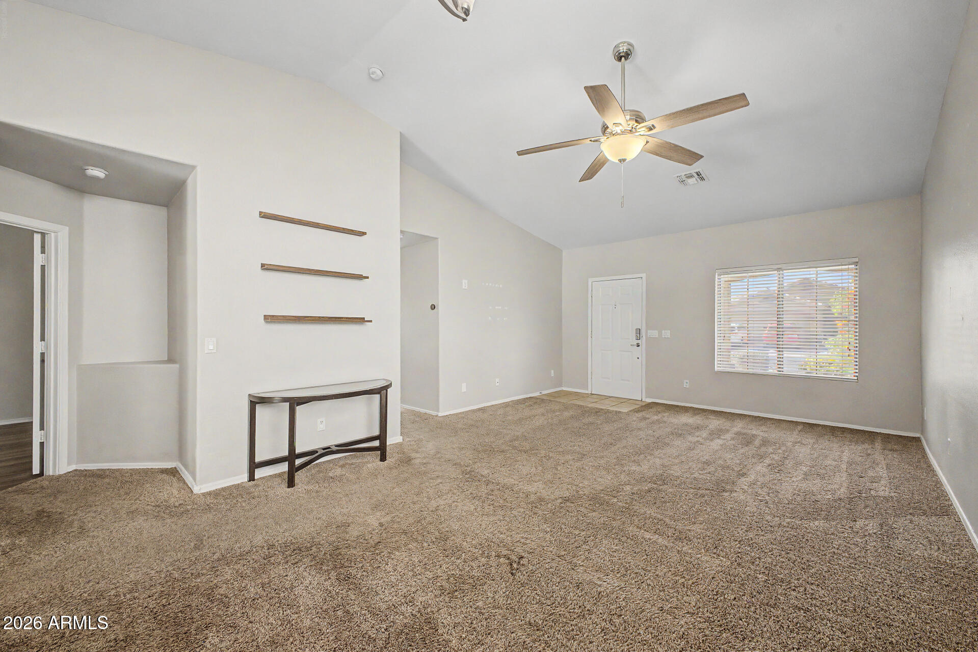 LAS BRISAS POINTE - Residential