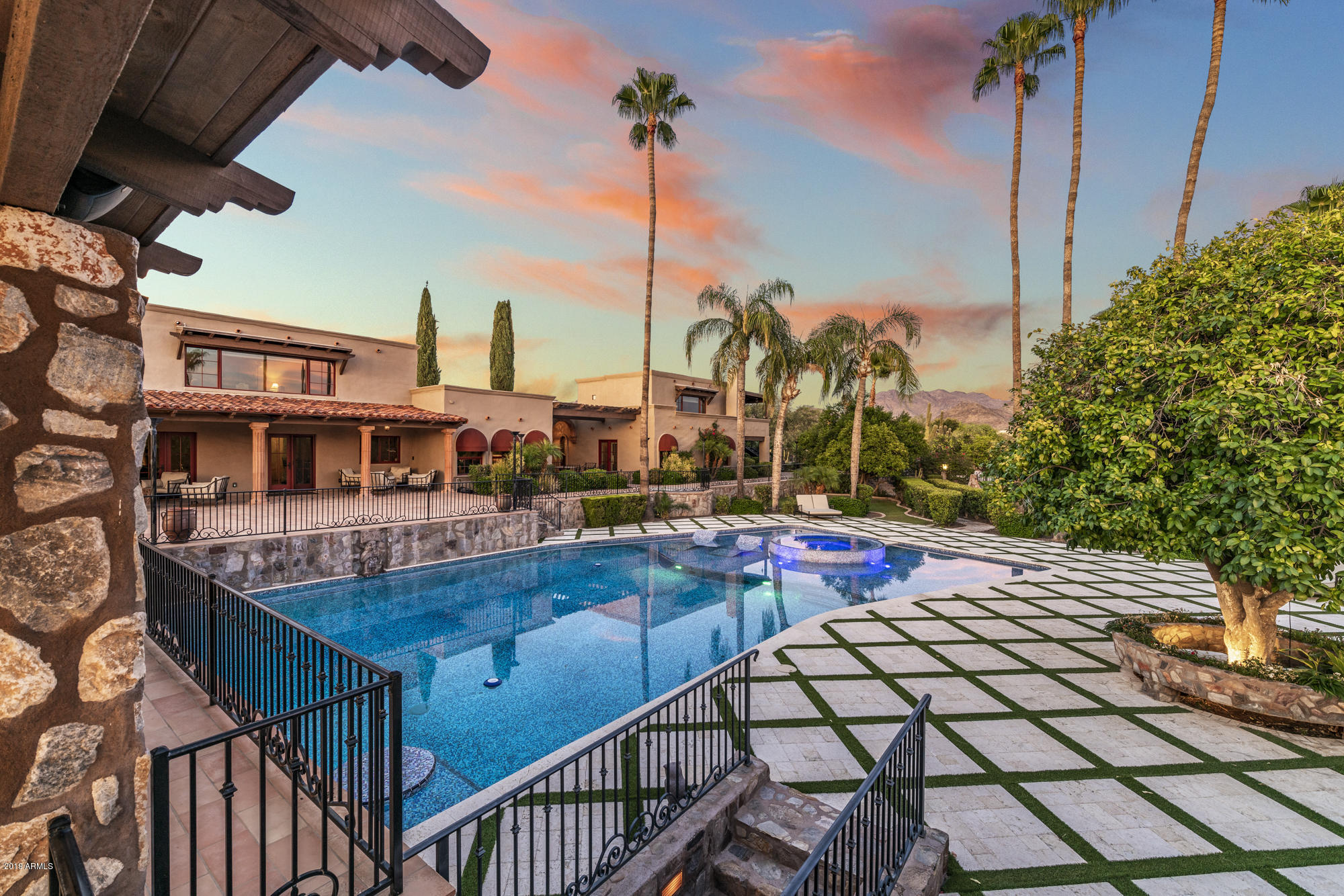 LOS GATOS UNIT 3 REPLAT - Residential
