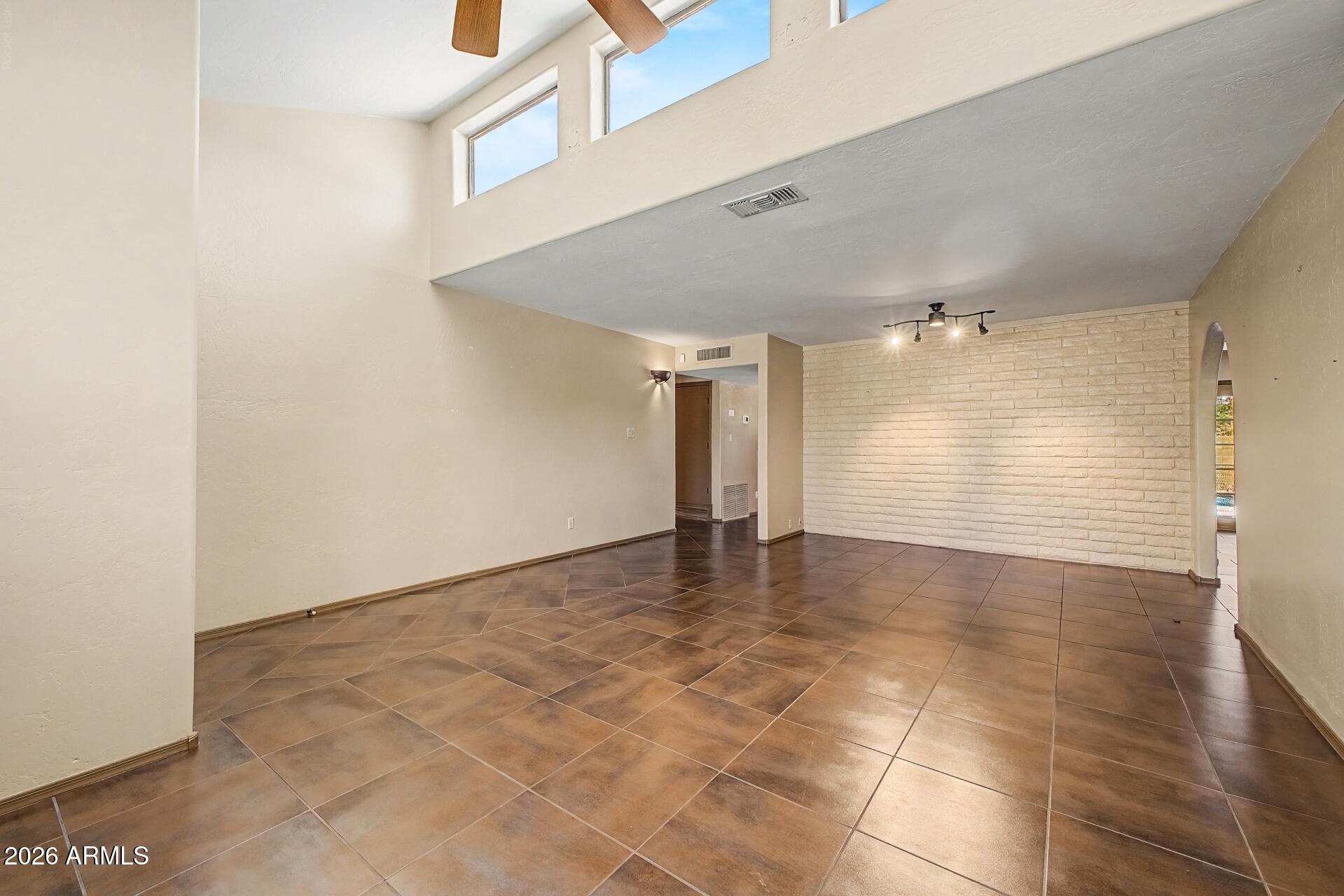 IRONWOOD EAST UNIT 1 - Residential