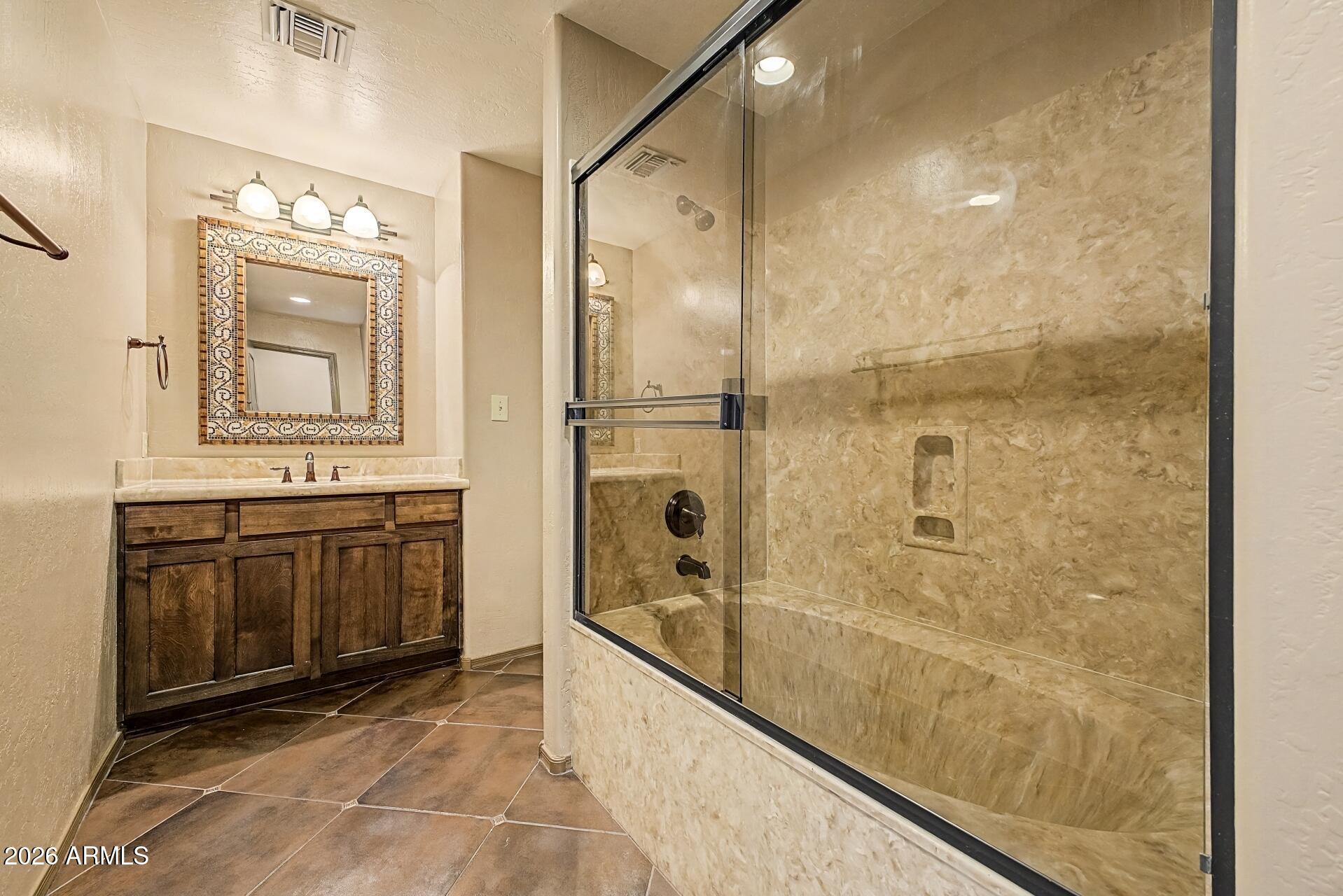 IRONWOOD EAST UNIT 1 - Residential