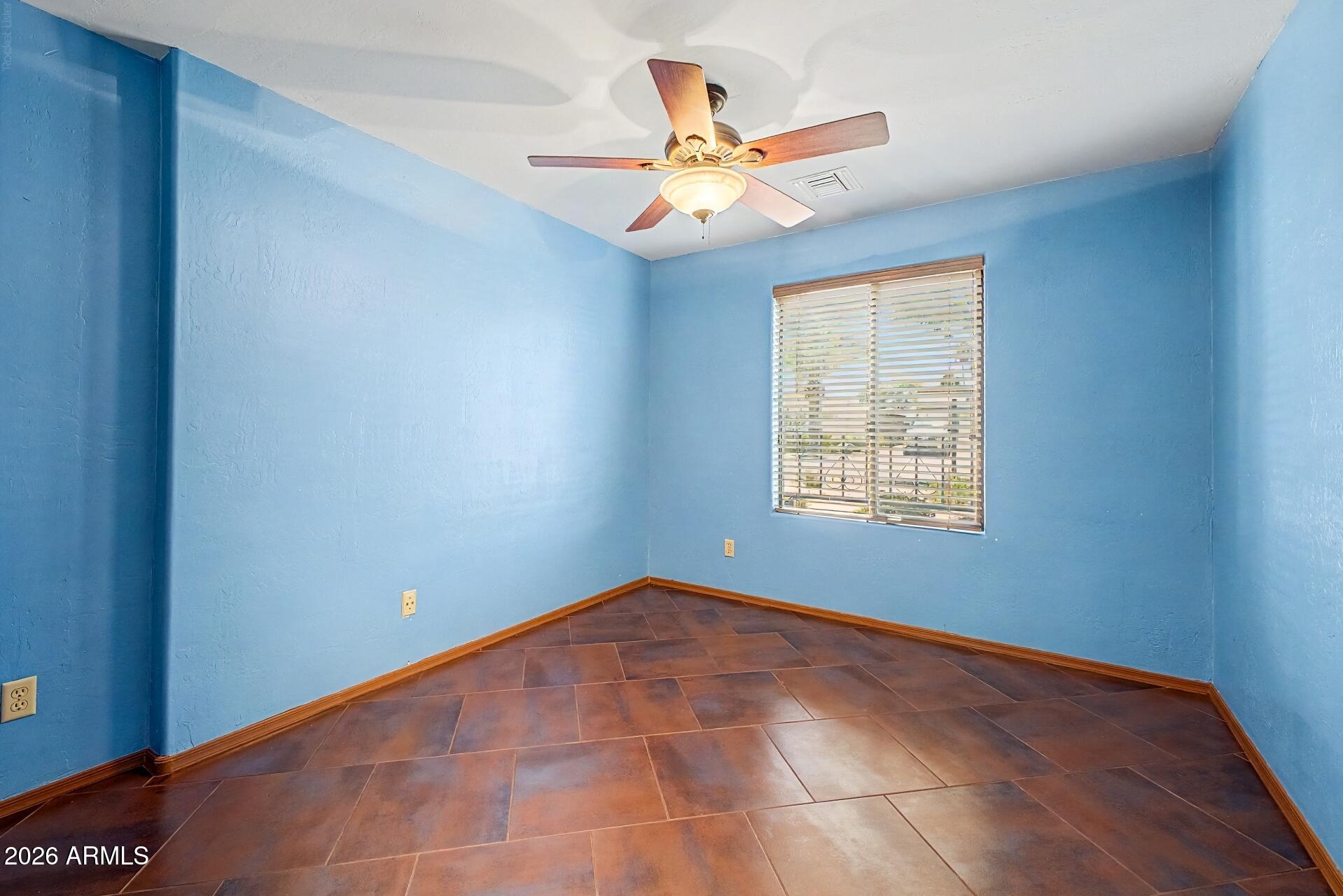 IRONWOOD EAST UNIT 1 - Residential