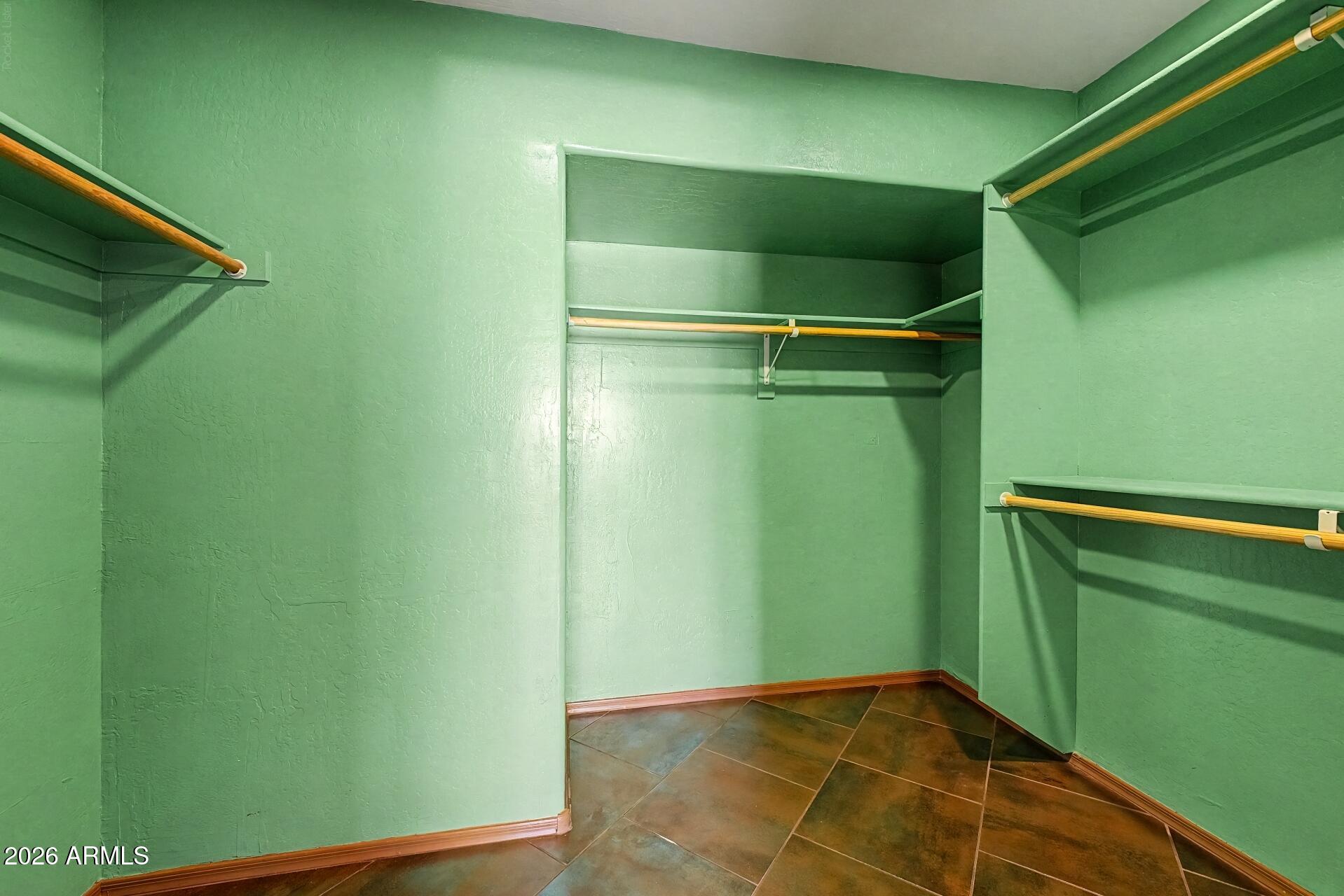 IRONWOOD EAST UNIT 1 - Residential