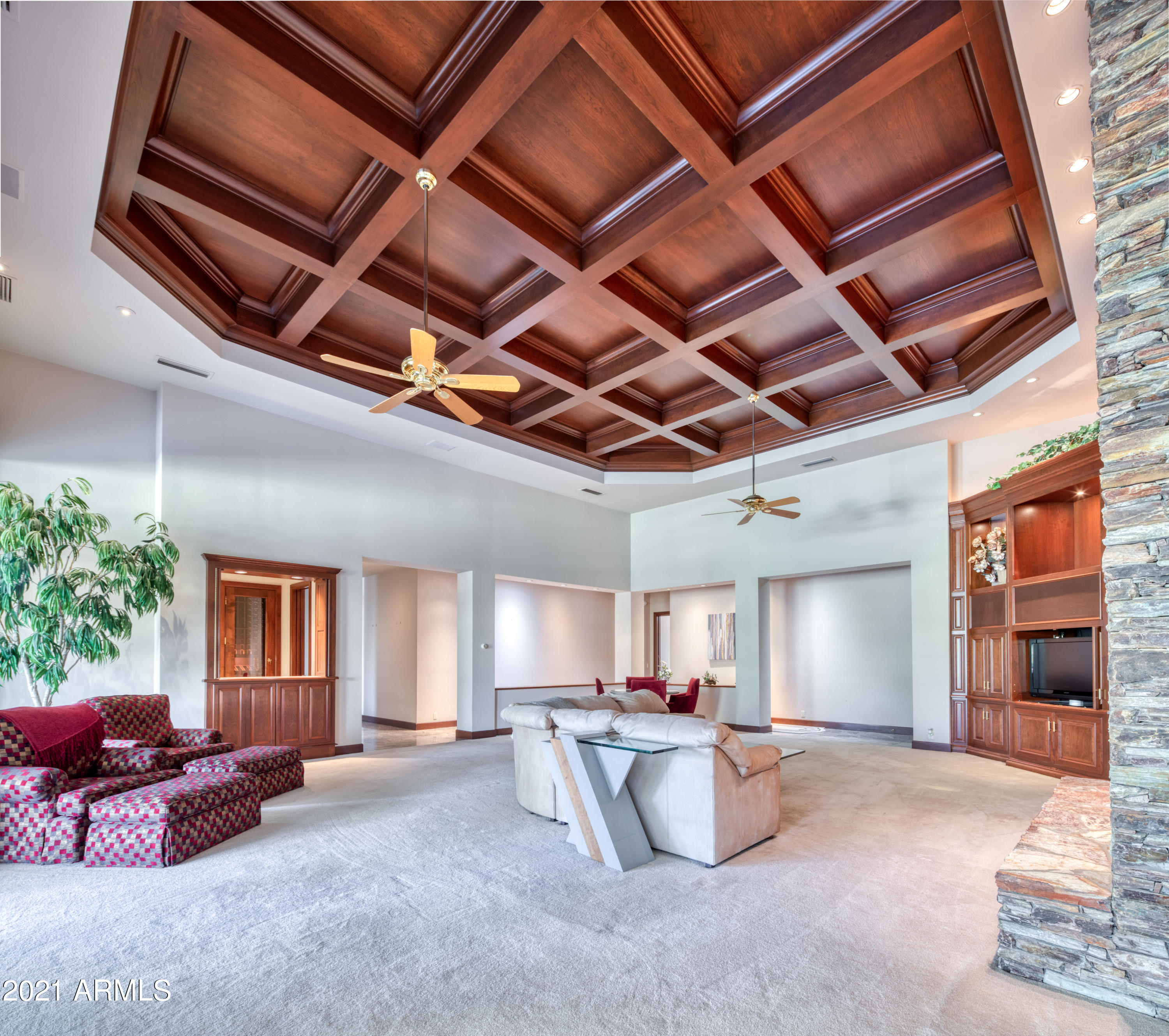 ELMARO ESTATES - Residential