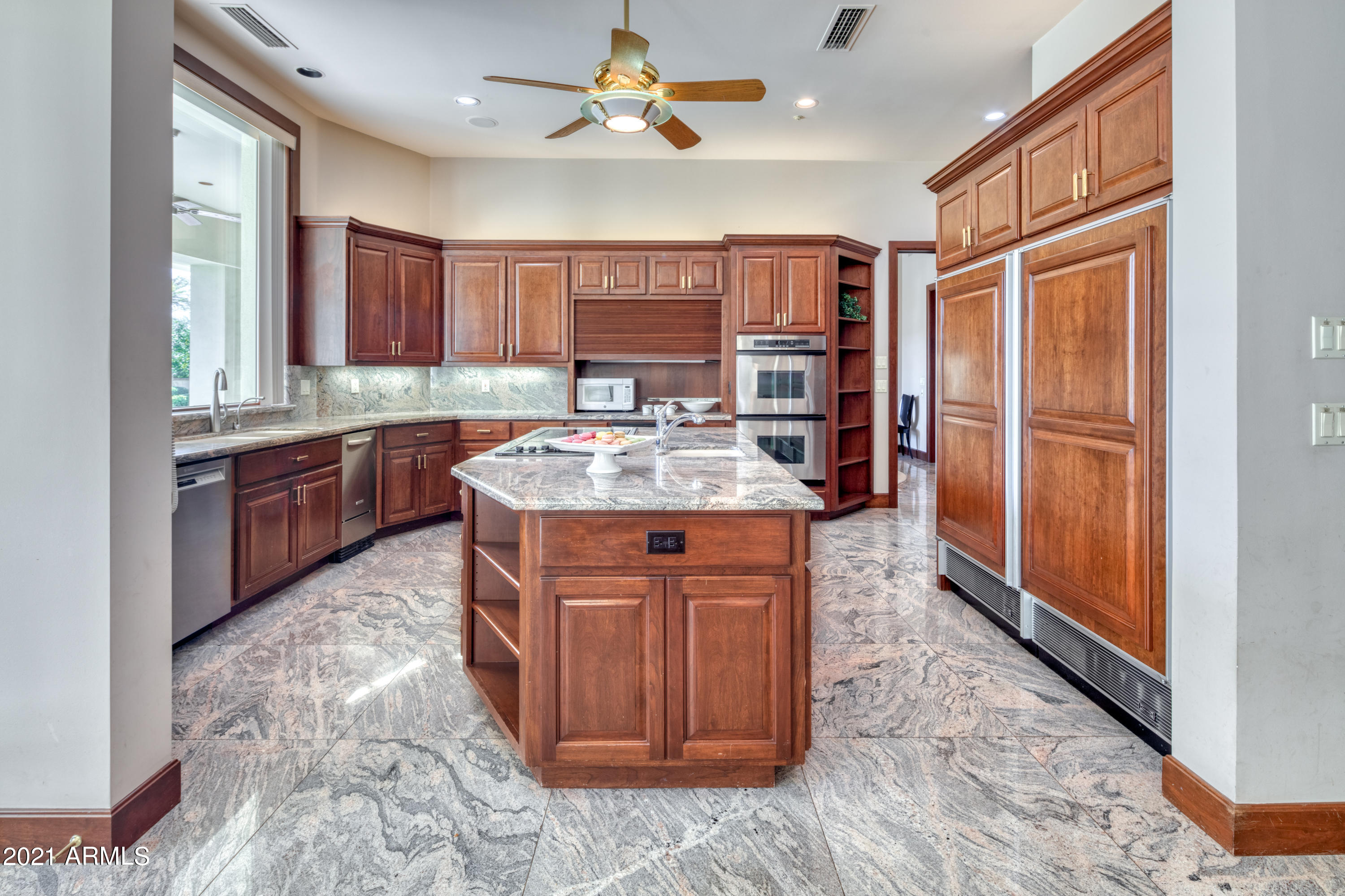 ELMARO ESTATES - Residential