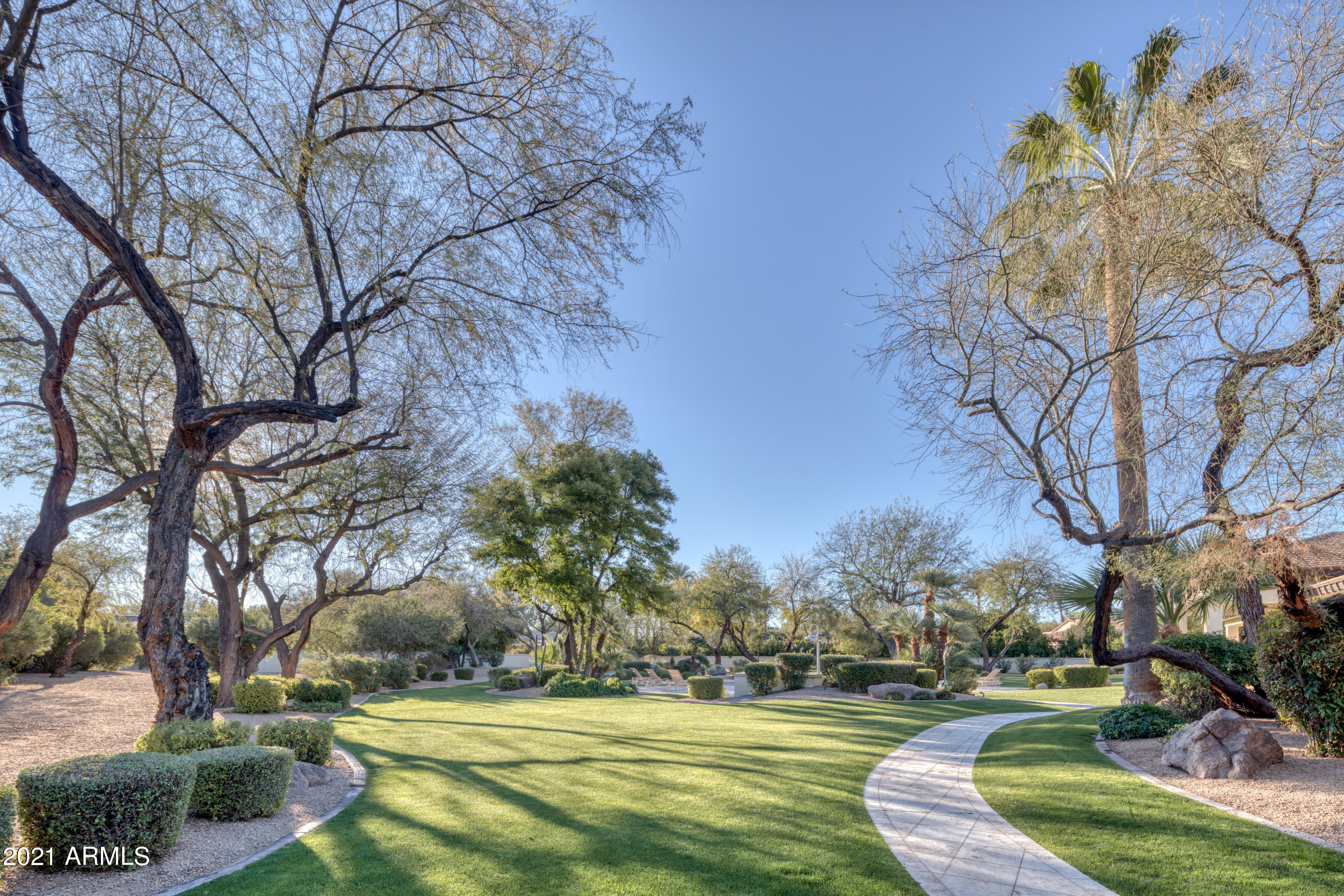 ELMARO ESTATES - Residential
