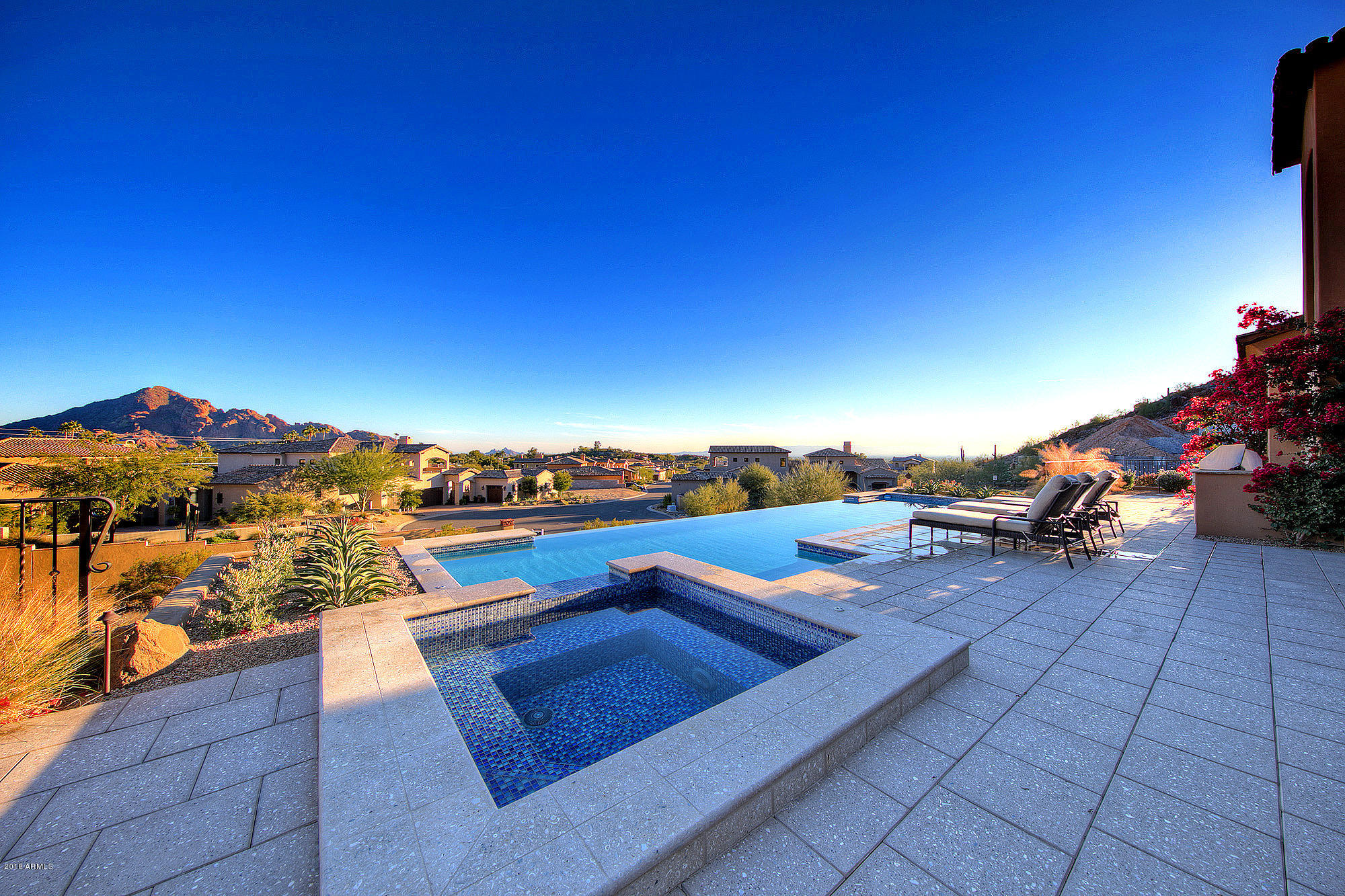 PARADISE RESERVE - Residential