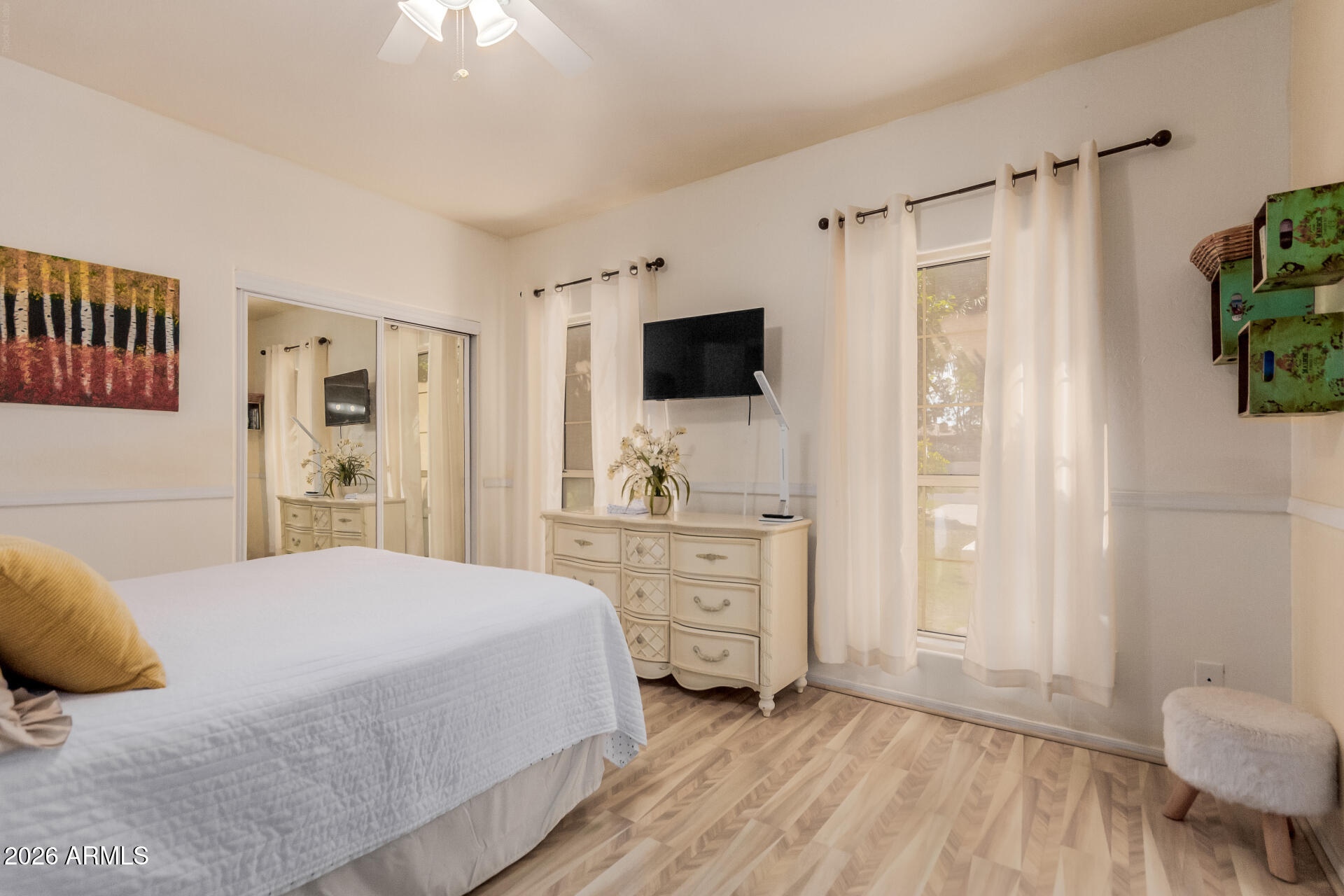 CAMELBACK FARMS - Residential