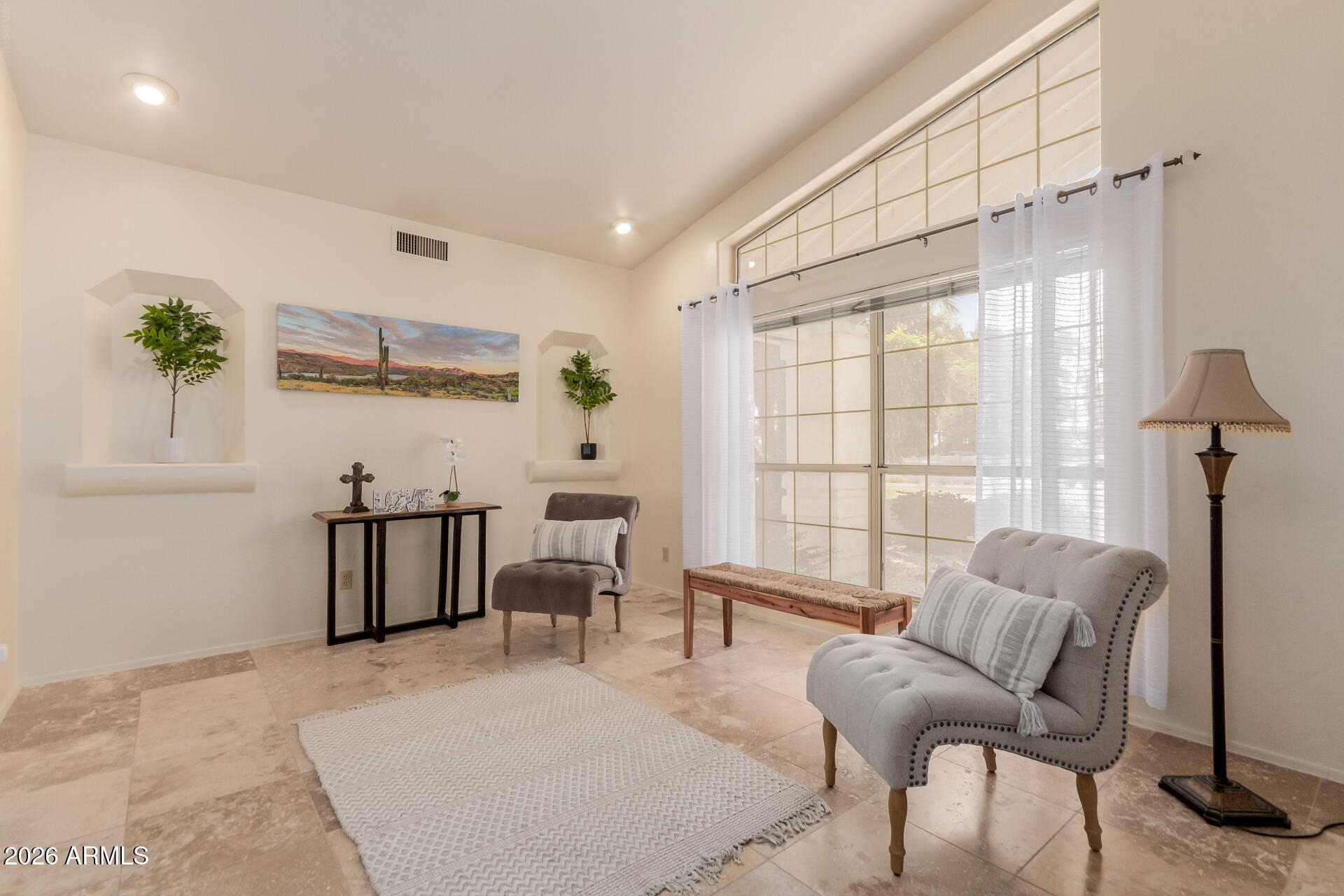CAMELBACK FARMS - Residential