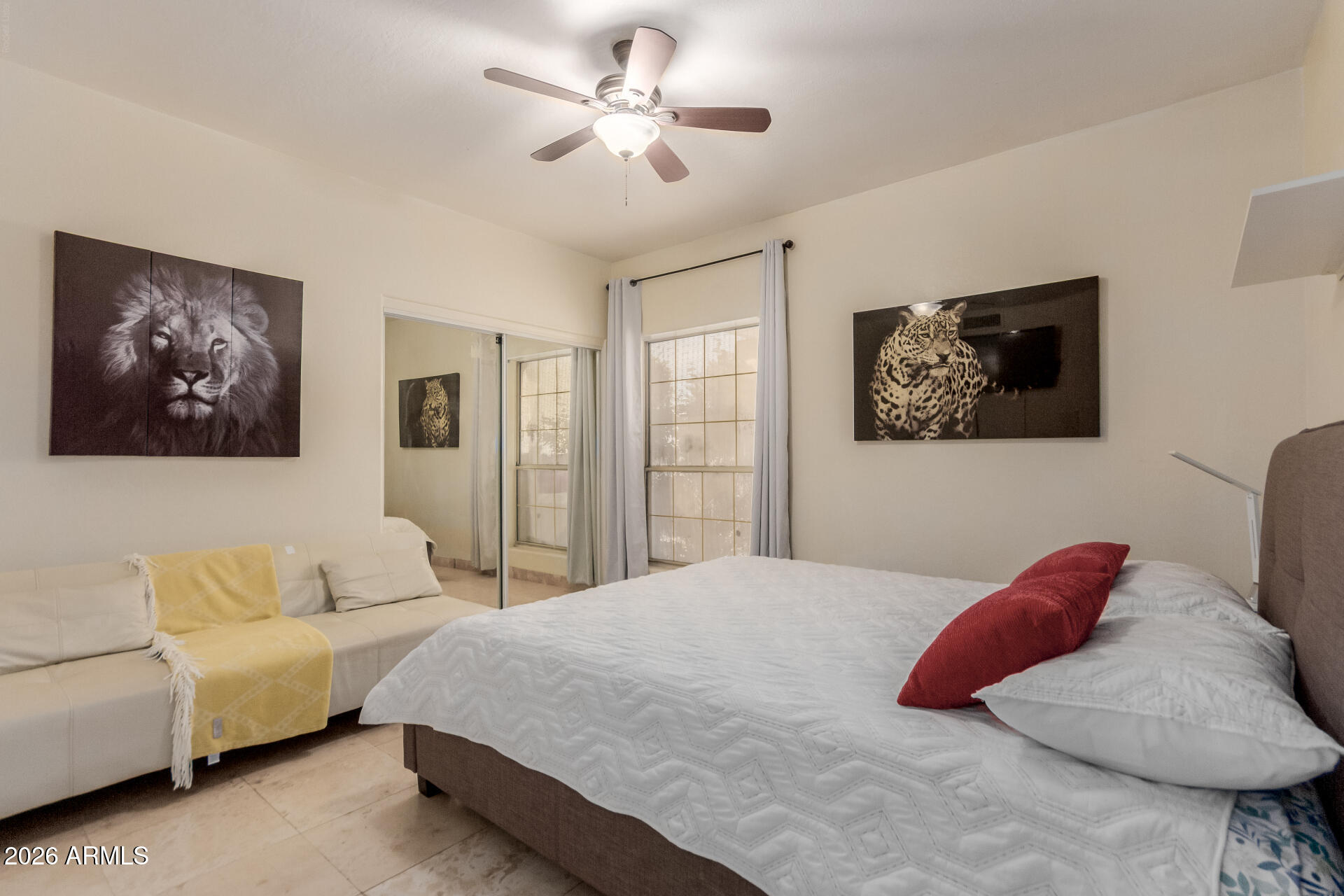 CAMELBACK FARMS - Residential