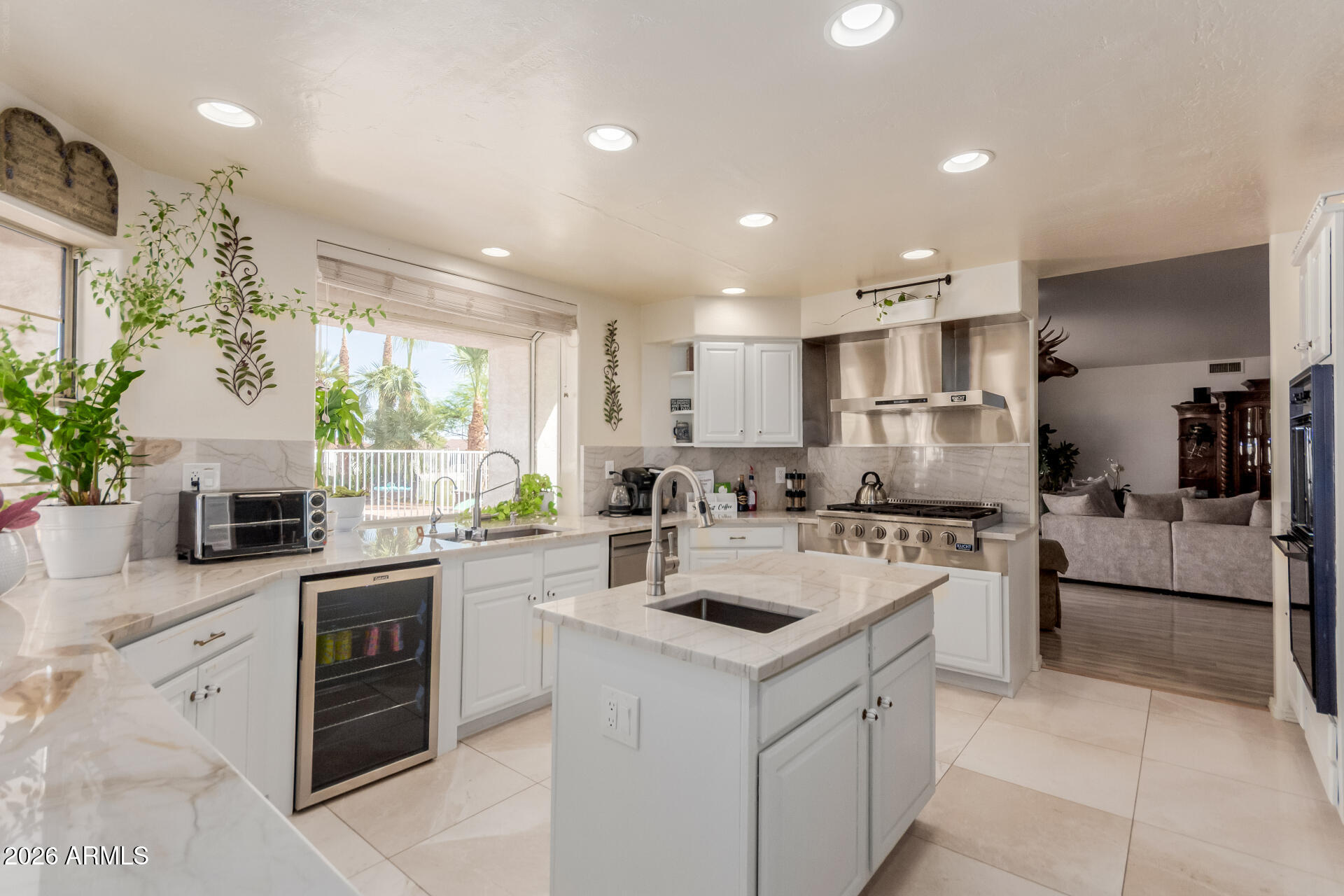 CAMELBACK FARMS - Residential