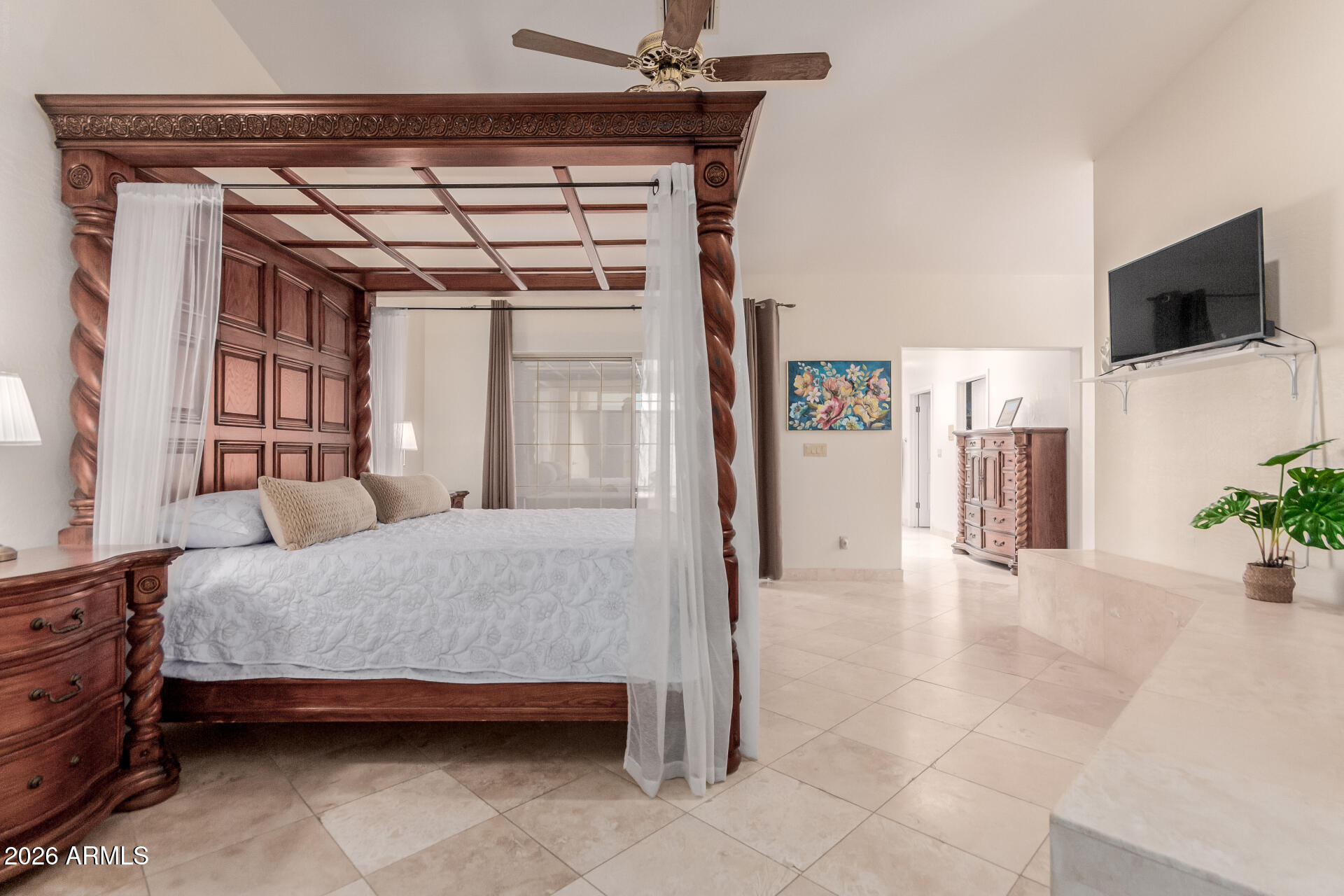 CAMELBACK FARMS - Residential