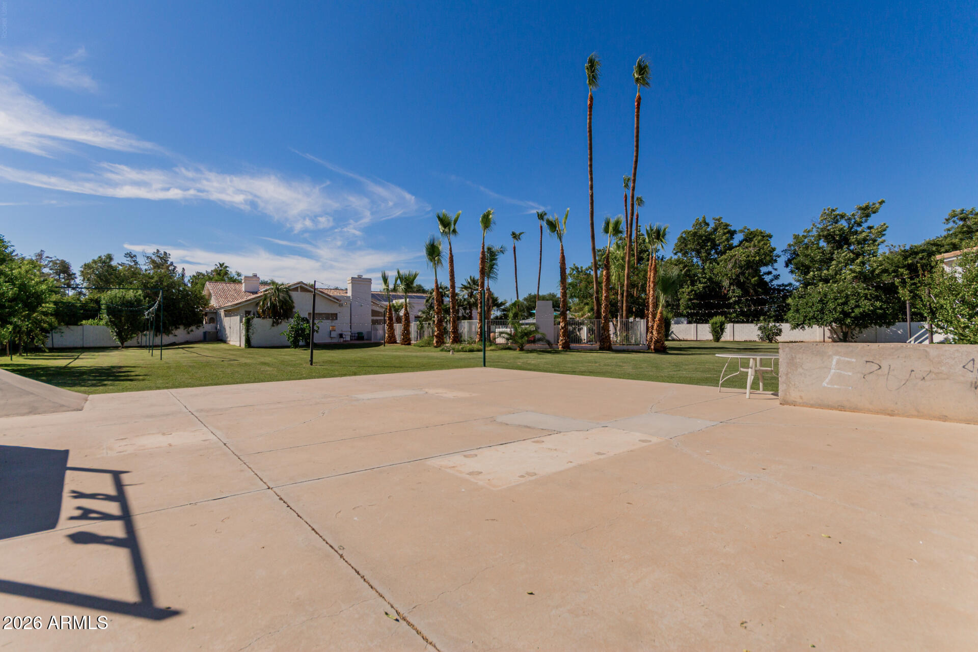 CAMELBACK FARMS - Residential