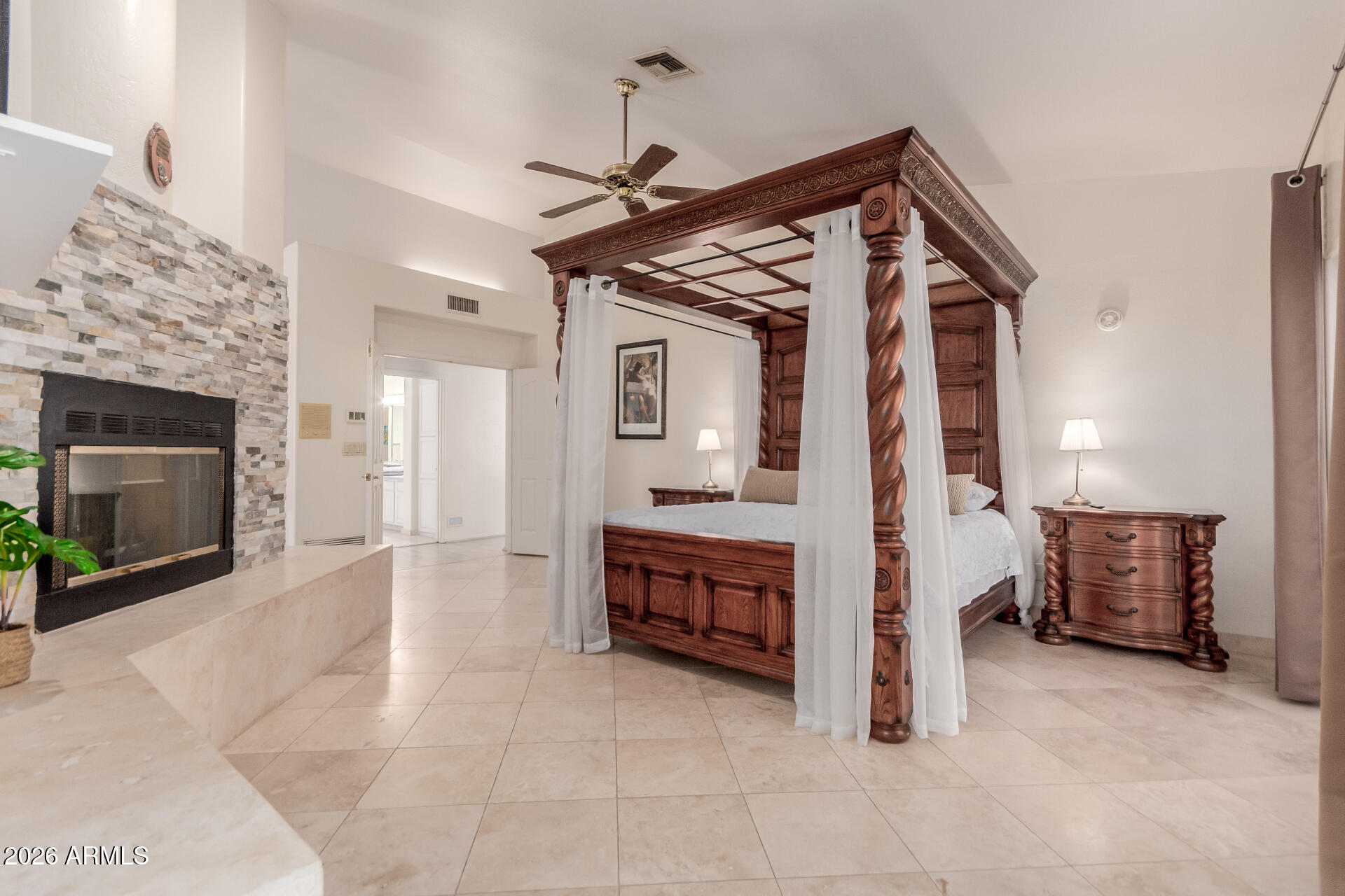 CAMELBACK FARMS - Residential
