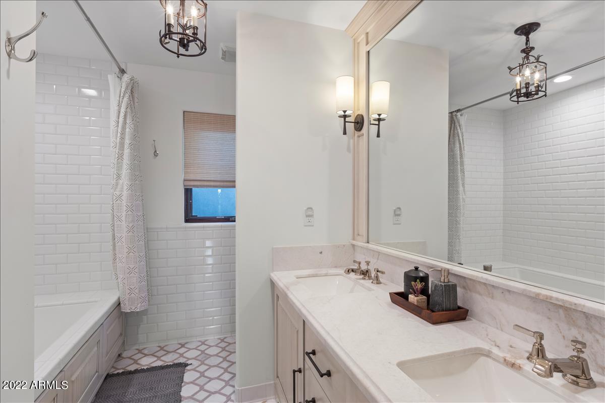 HERITAGE HILLS UNIT 2 - Residential