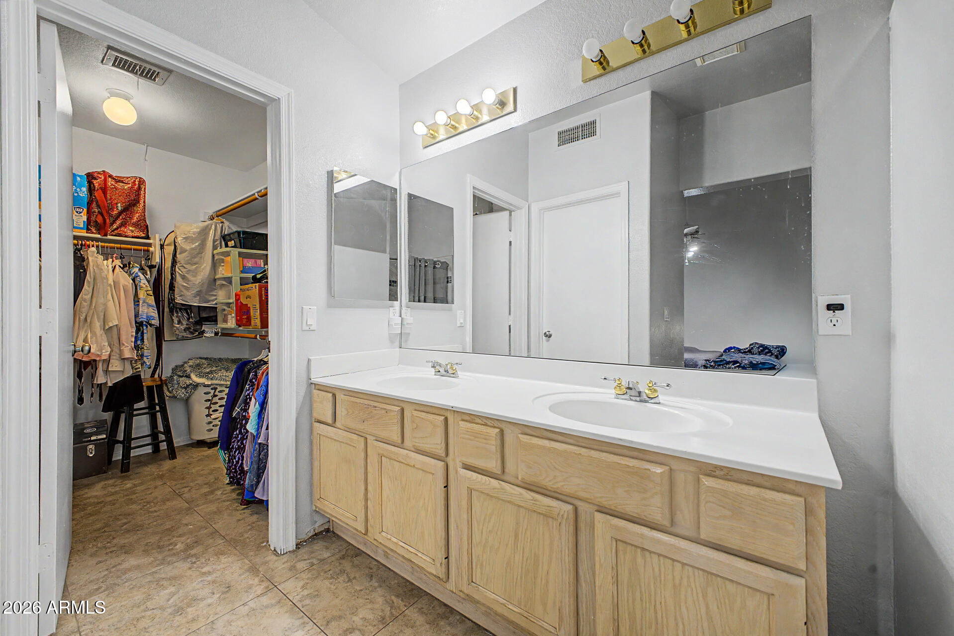 SILVER CREEK - Residential