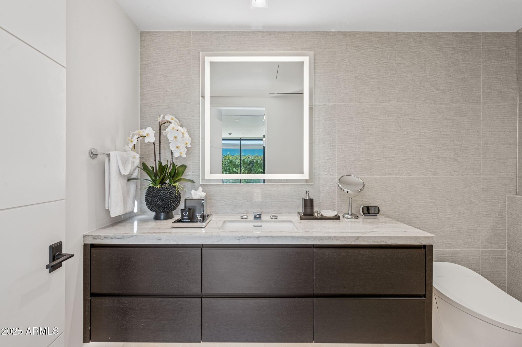 7000 EAST LINCOLN VILLAS CONDOMINIUM 1 - Residential