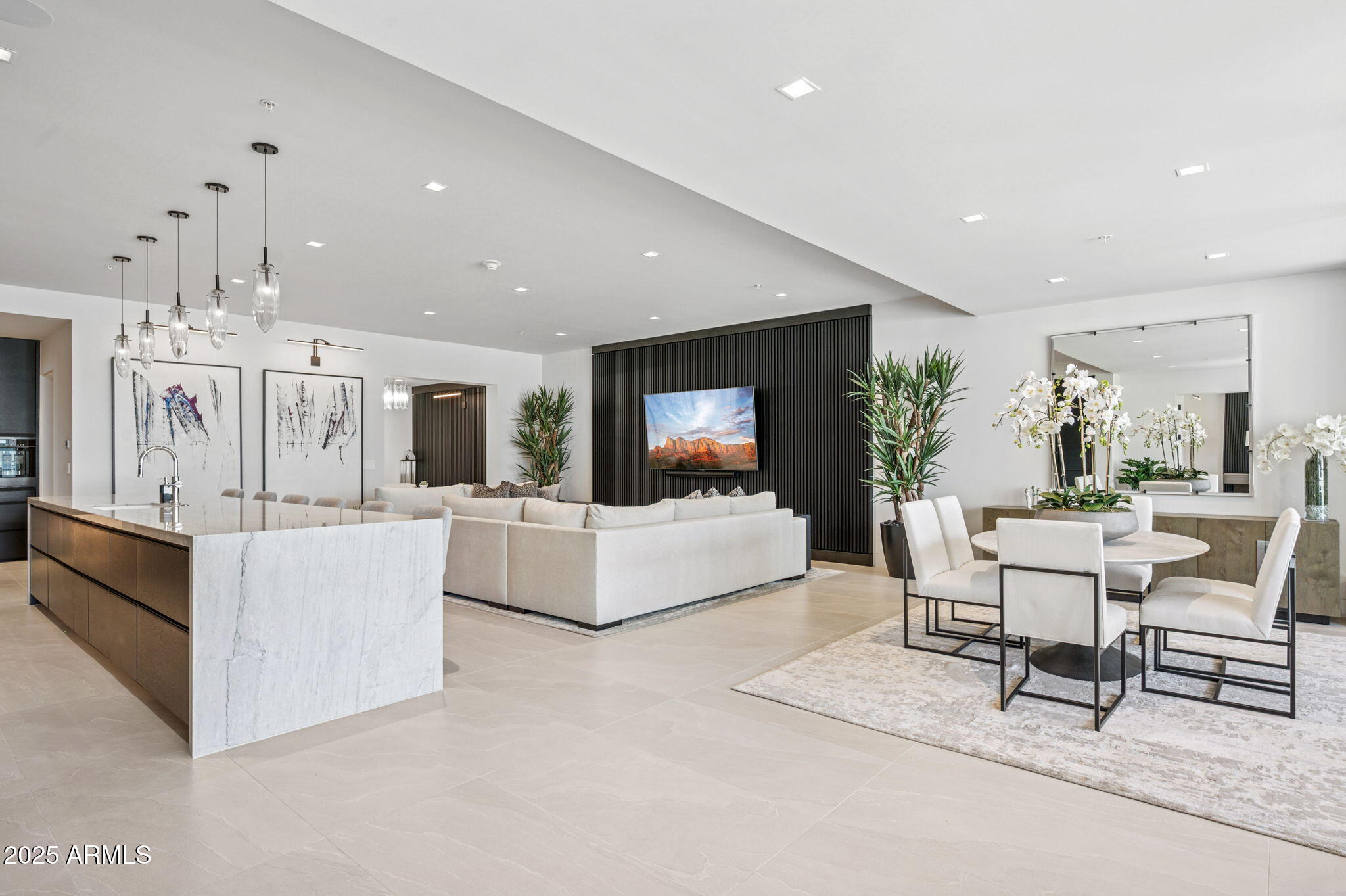 7000 EAST LINCOLN VILLAS CONDOMINIUM 1 - Residential