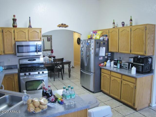TRACT UNIT 117 - Residential