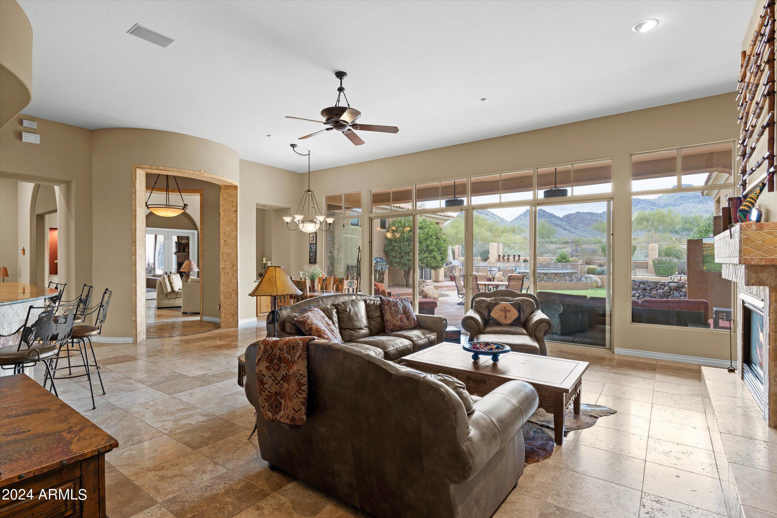 DC RANCH - Residential