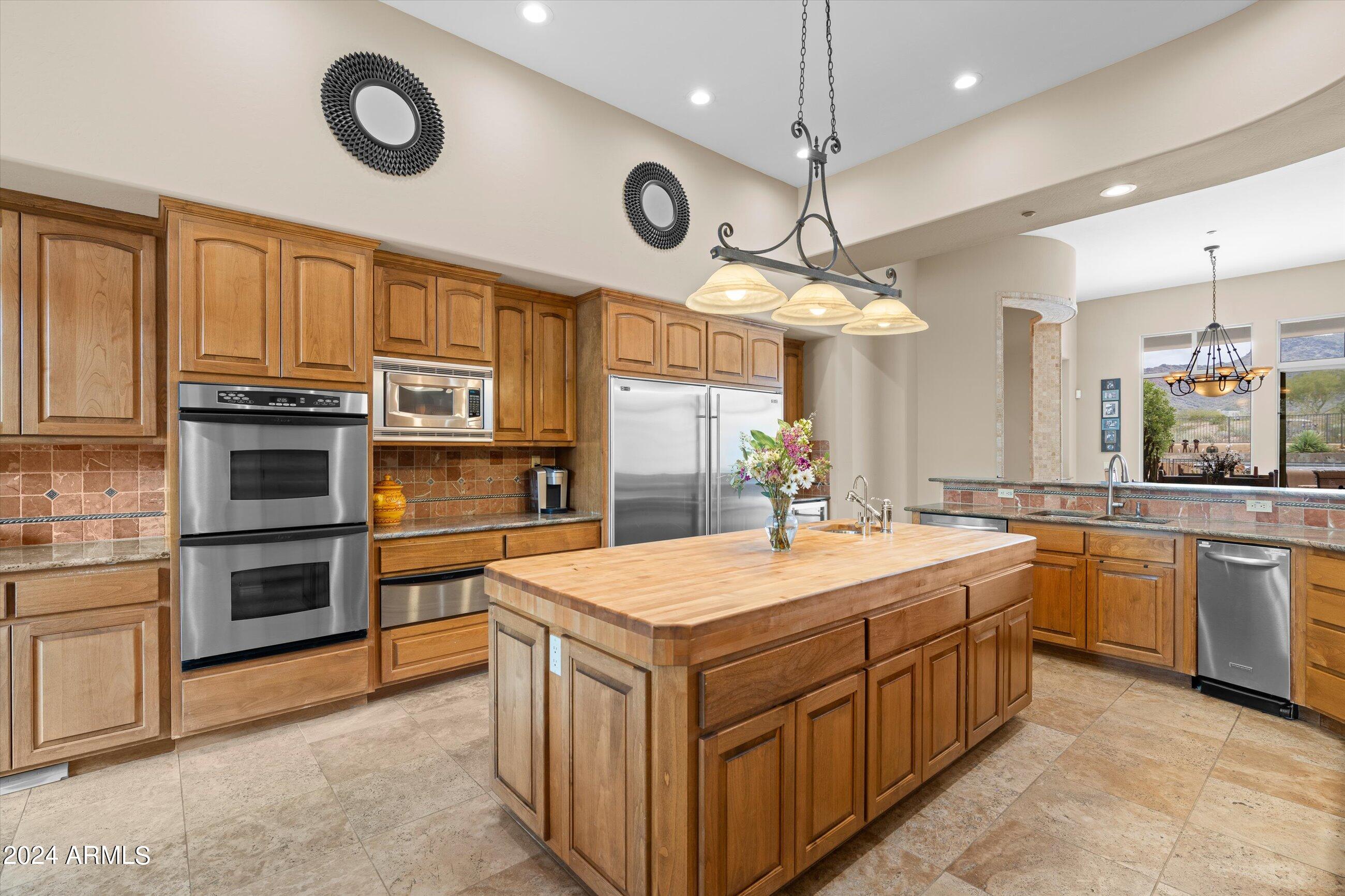 DC RANCH - Residential