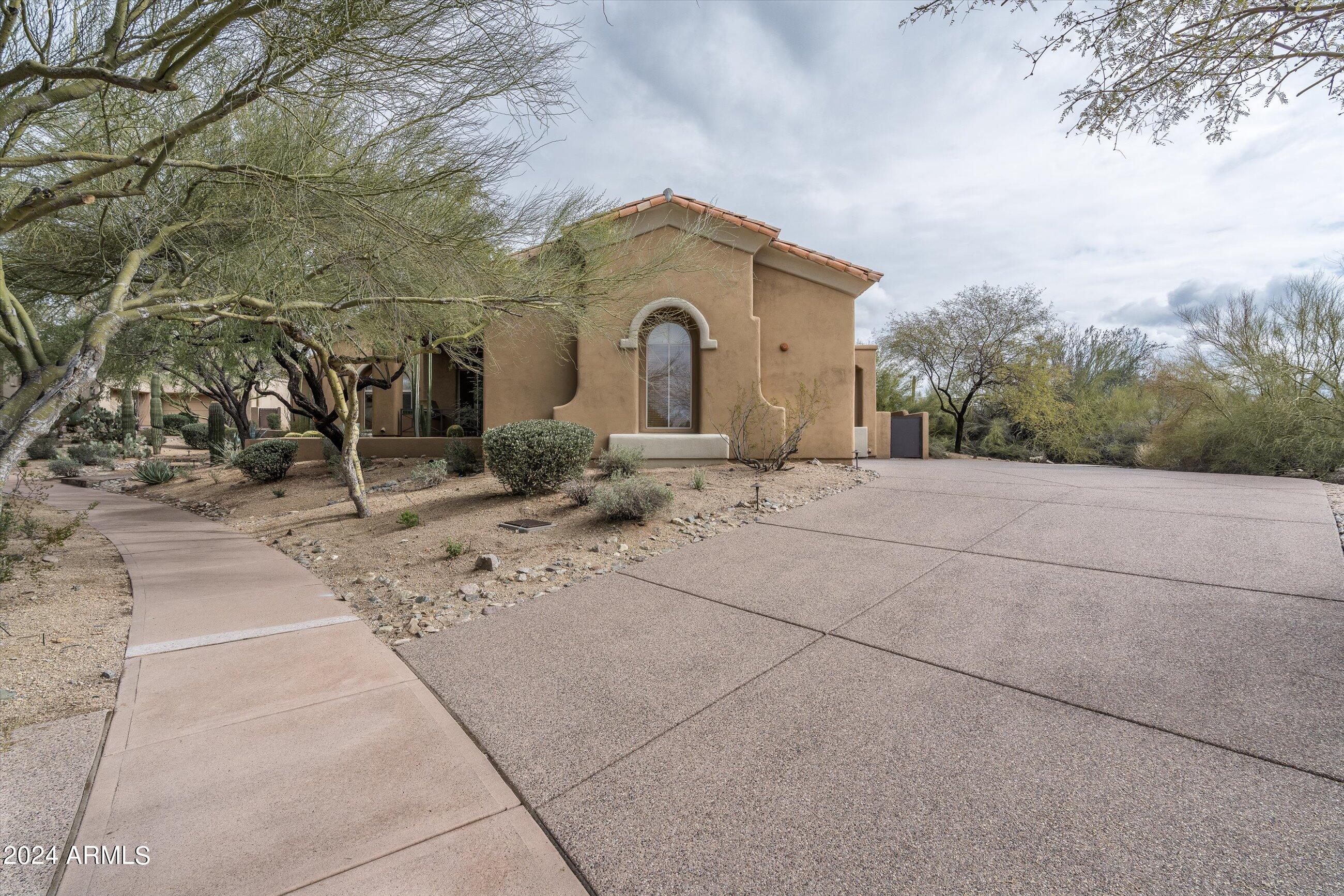 DC RANCH - Residential