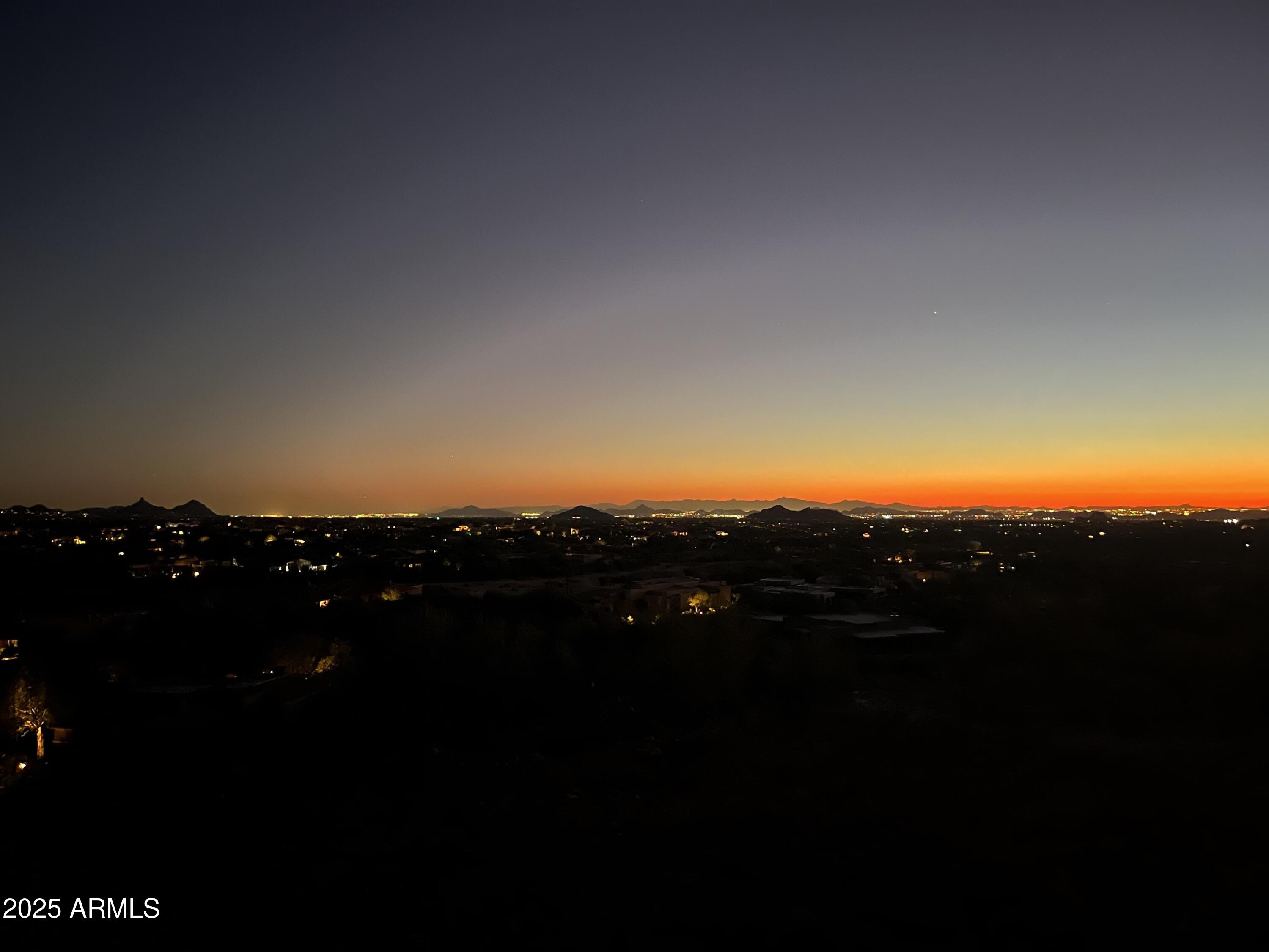 LONE MOUNTAIN - Residential