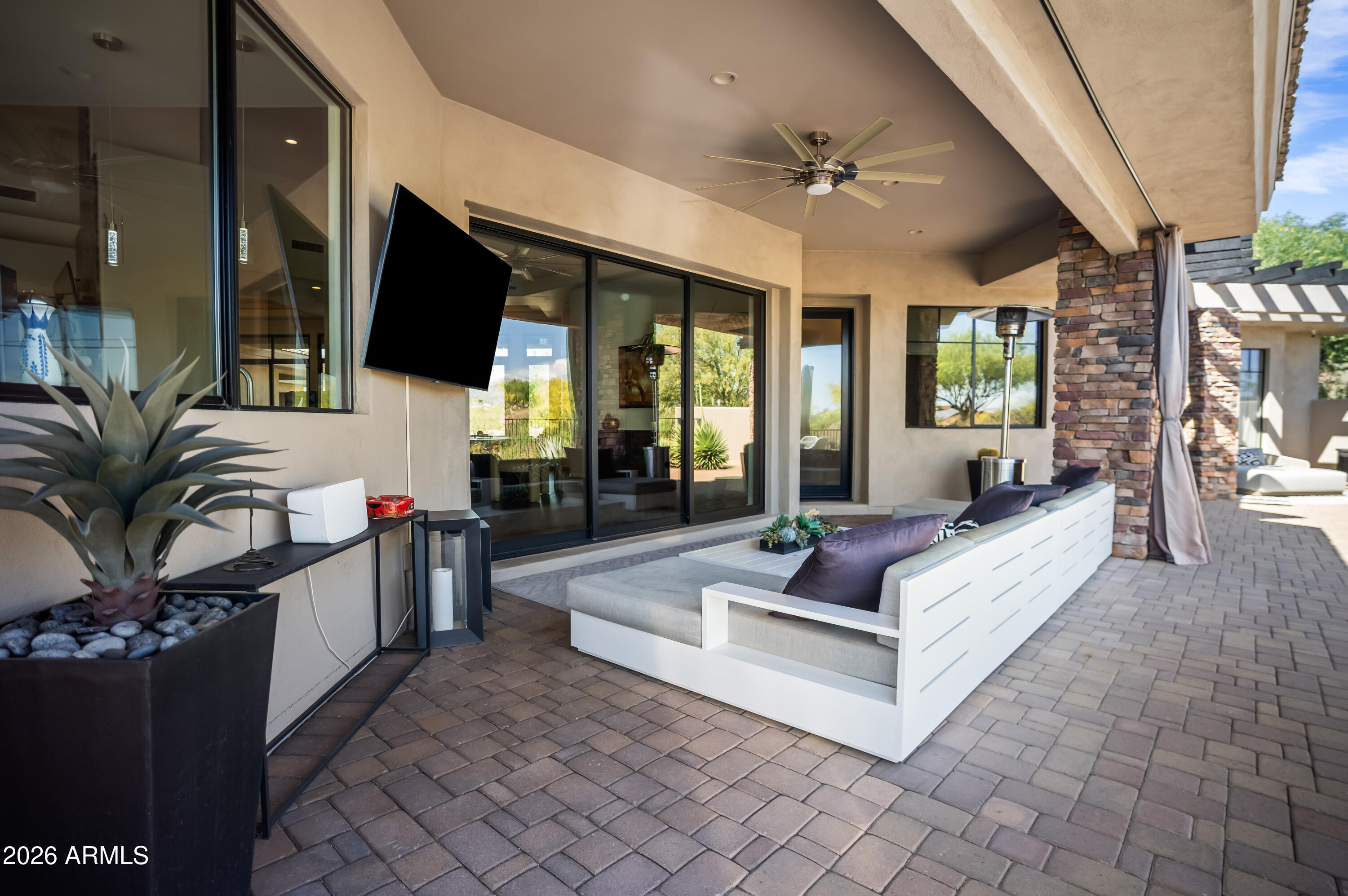 MIRABEL VILLAGE 14 - Residential