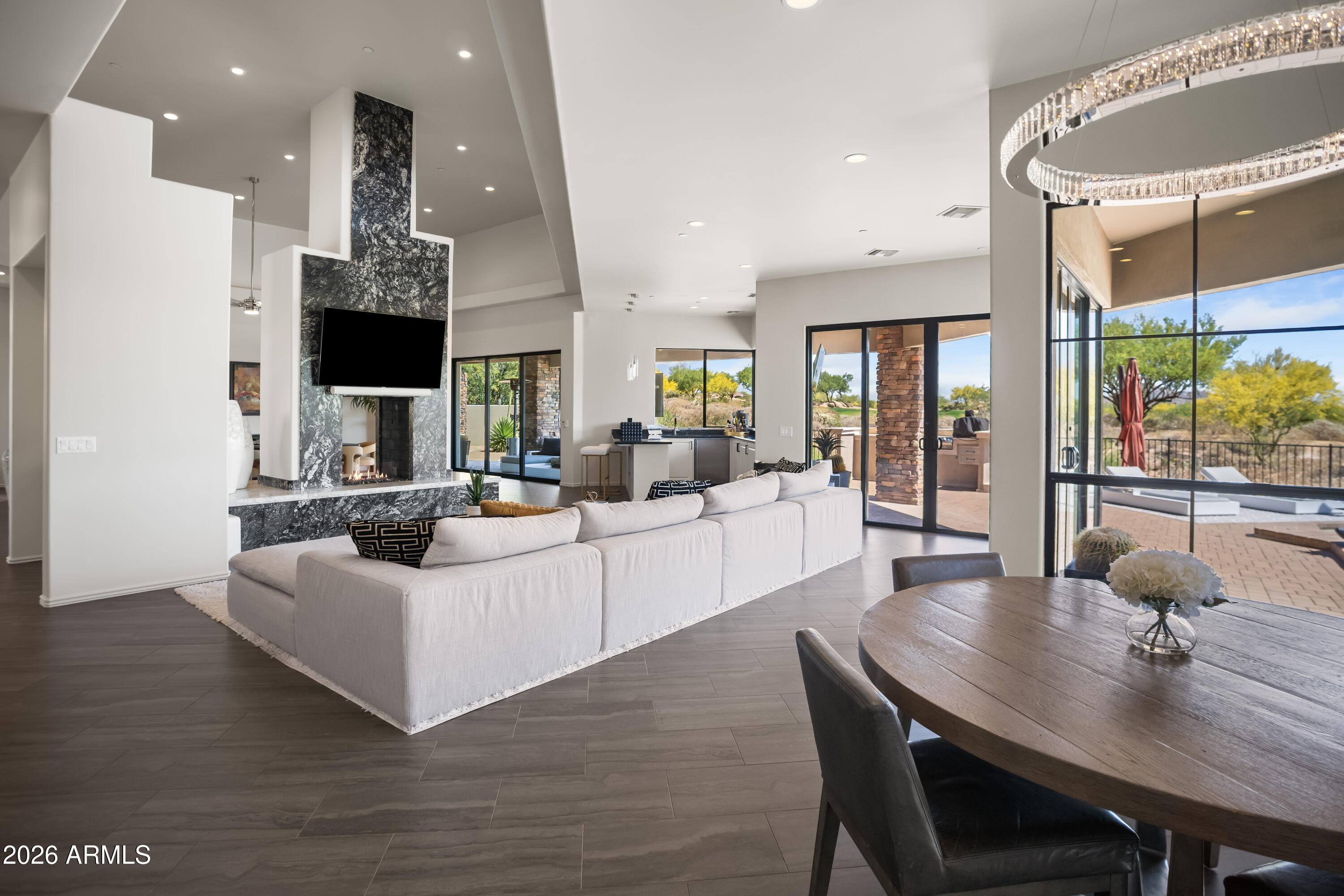 MIRABEL VILLAGE 14 - Residential