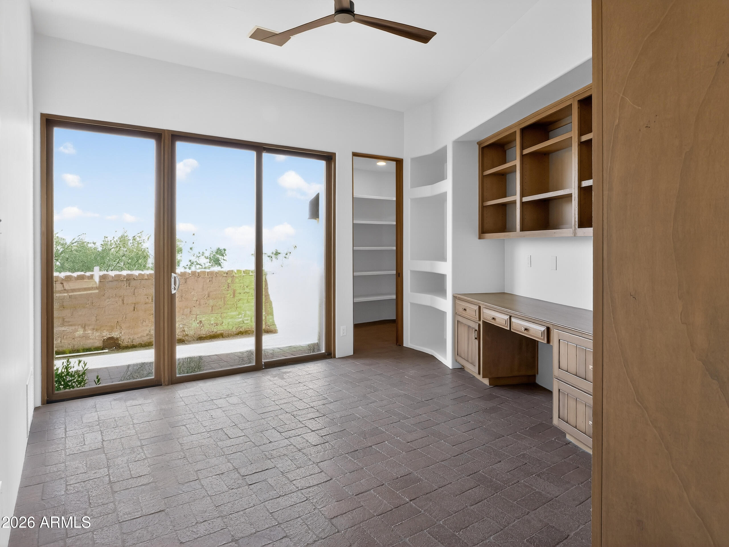 BOULDERS CAREFREE UNIT 4 PHASE 1 - Residential