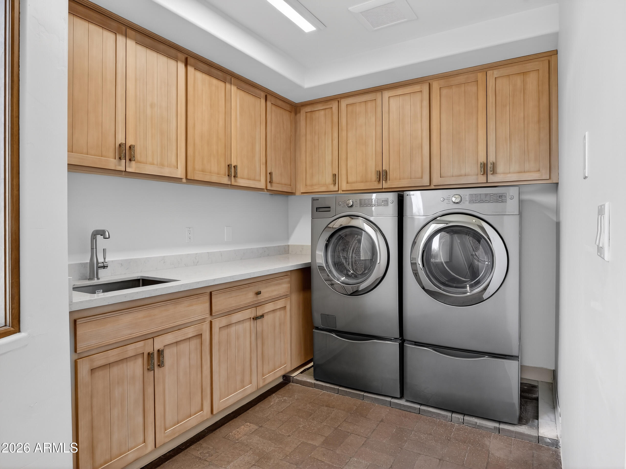 BOULDERS CAREFREE UNIT 4 PHASE 1 - Residential