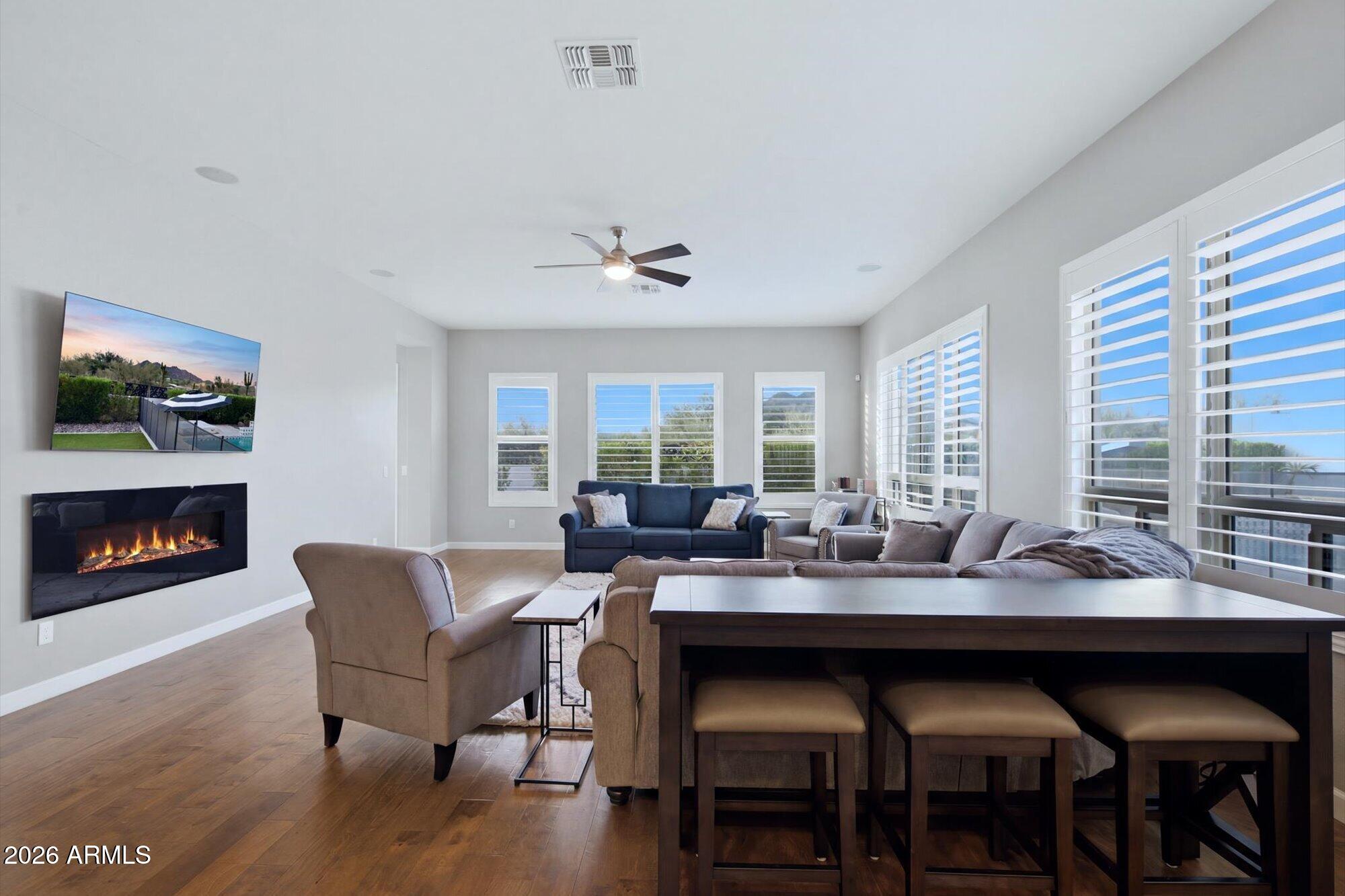 Lone Mountain - Residential
