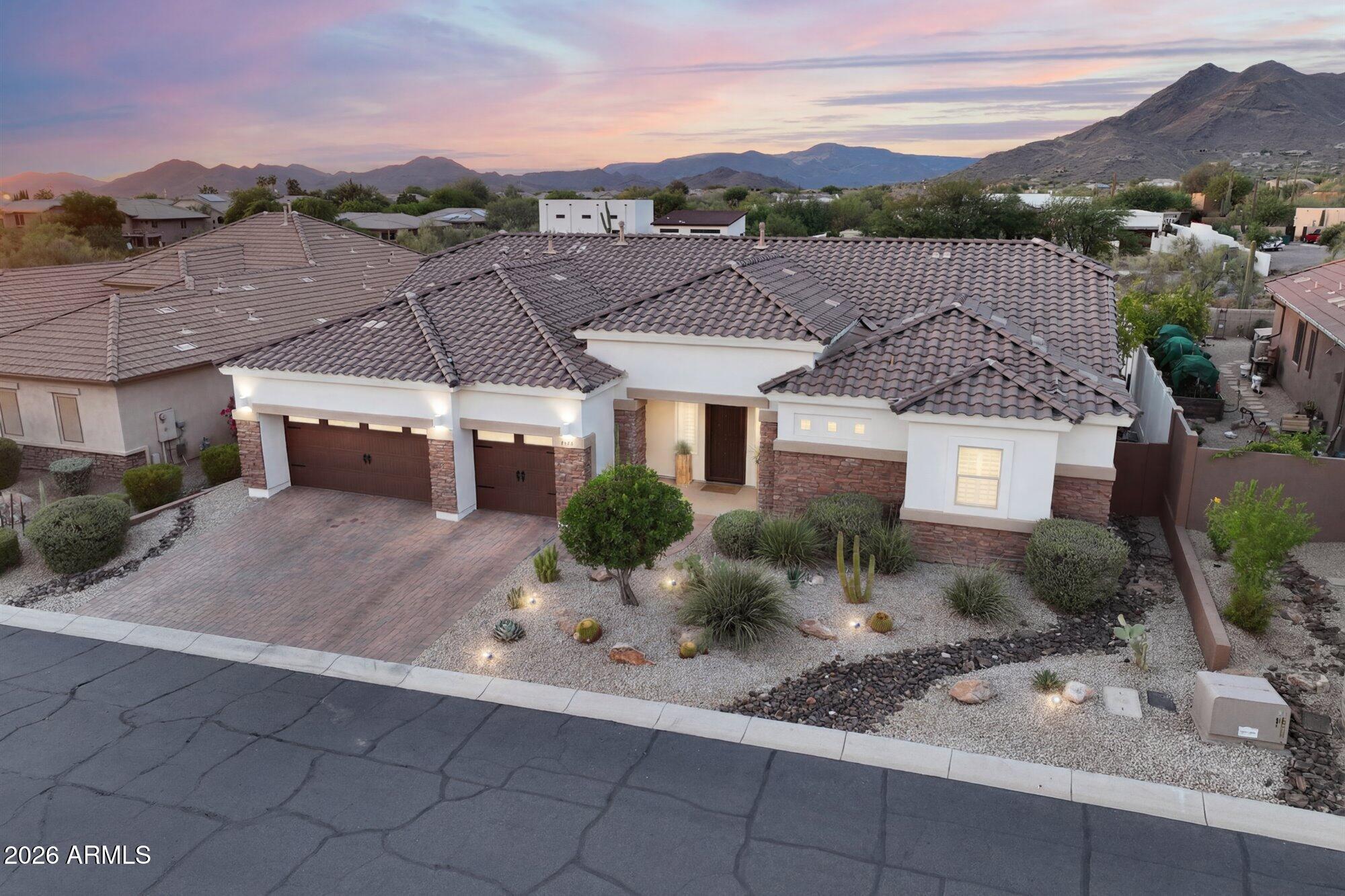 Lone Mountain - Residential