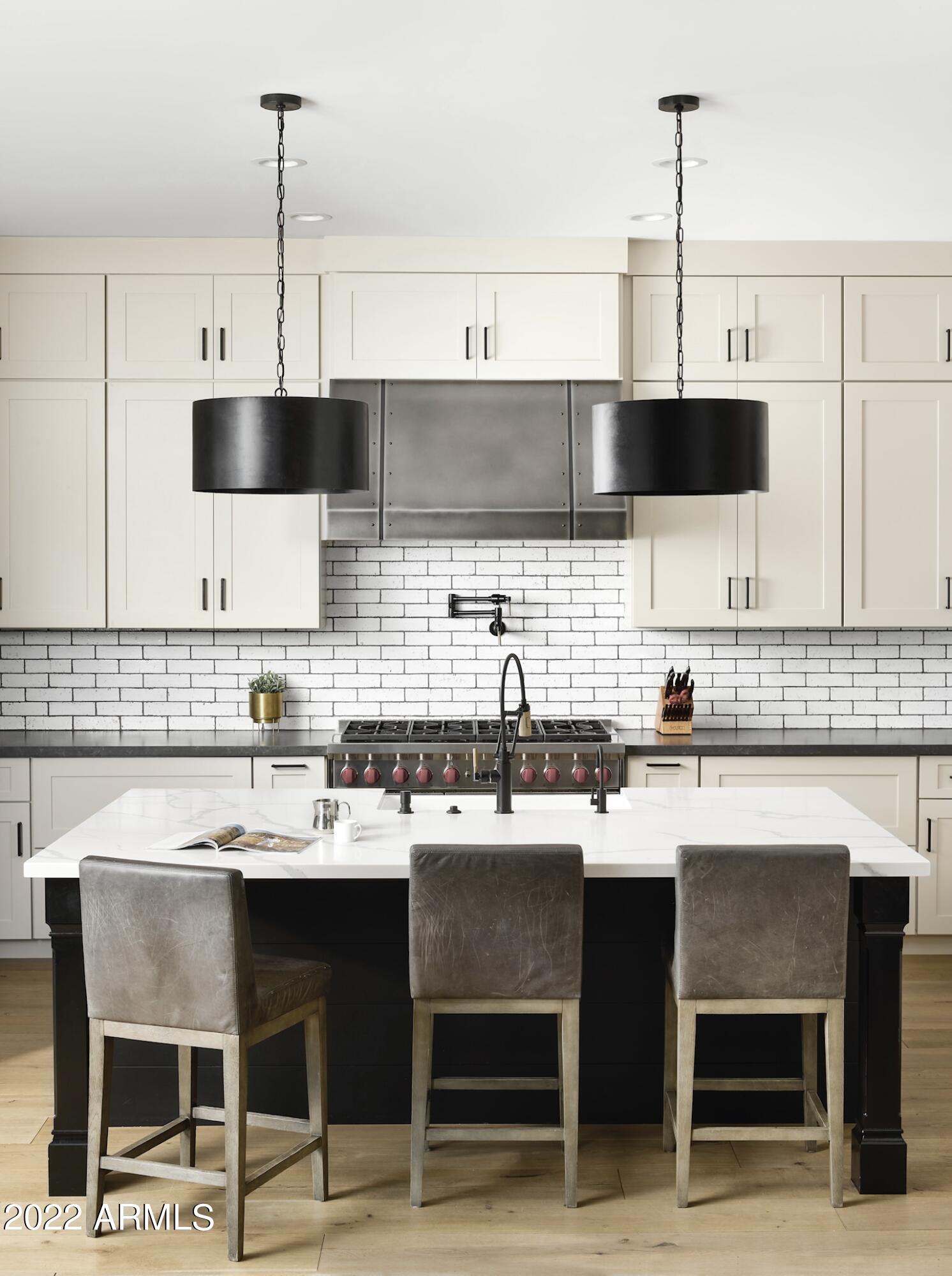 HIDDEN VILLAGE 15 LOT 33 MLD - Residential