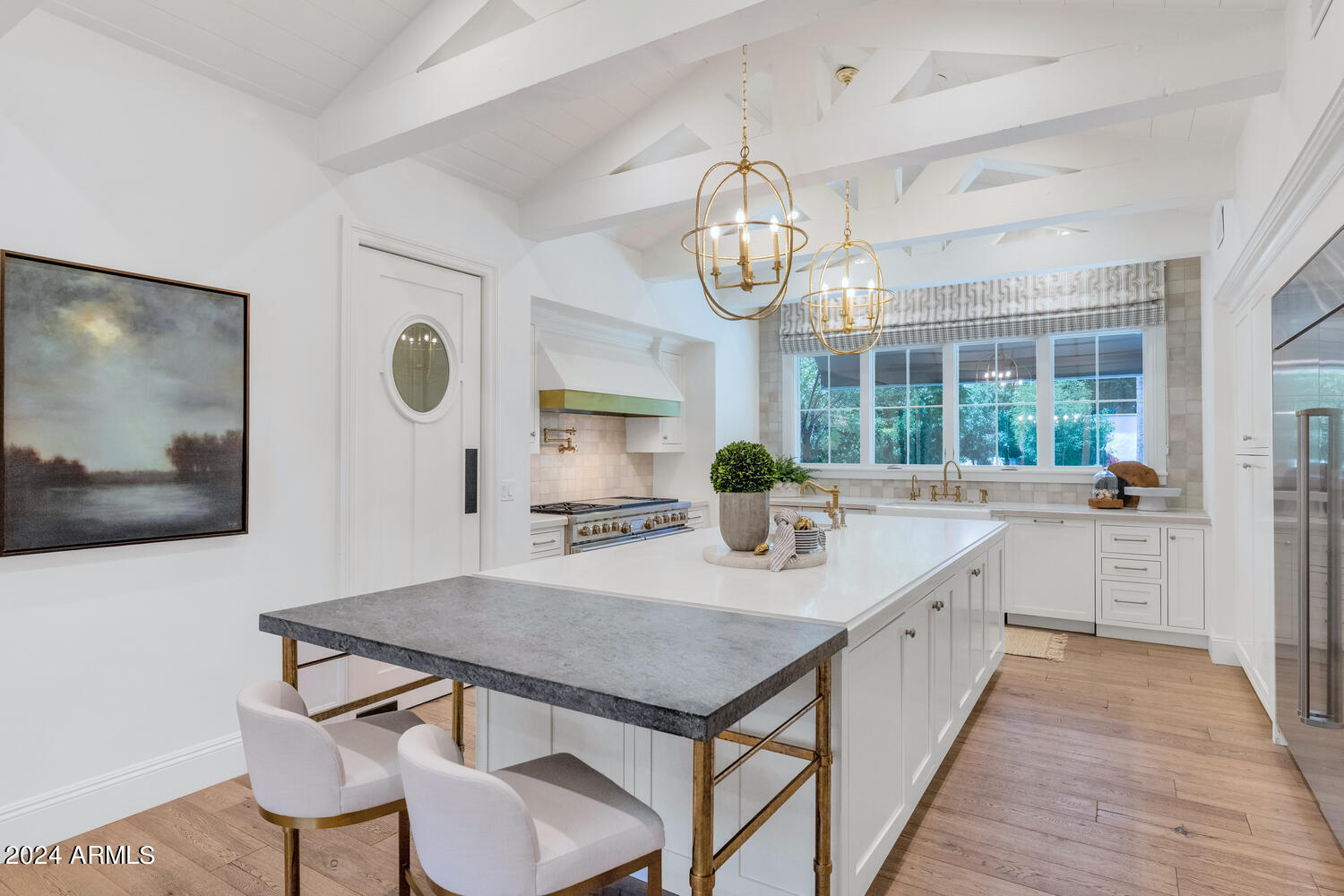 ROYAL PALM CIRCLE - Residential