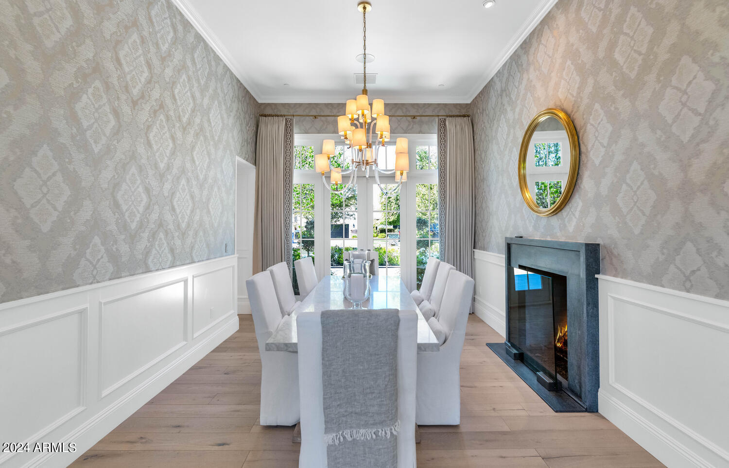 ROYAL PALM CIRCLE - Residential