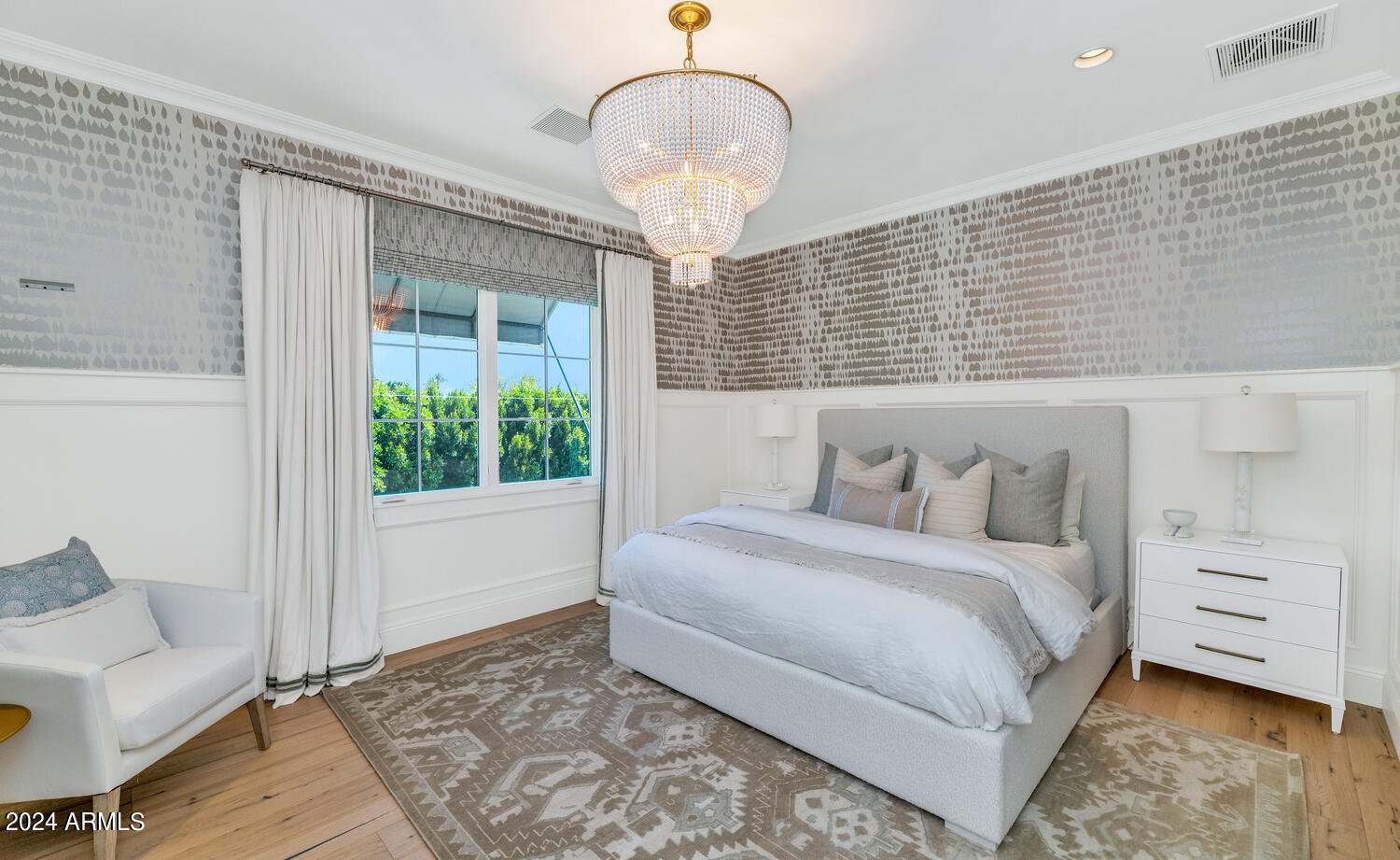 ROYAL PALM CIRCLE - Residential