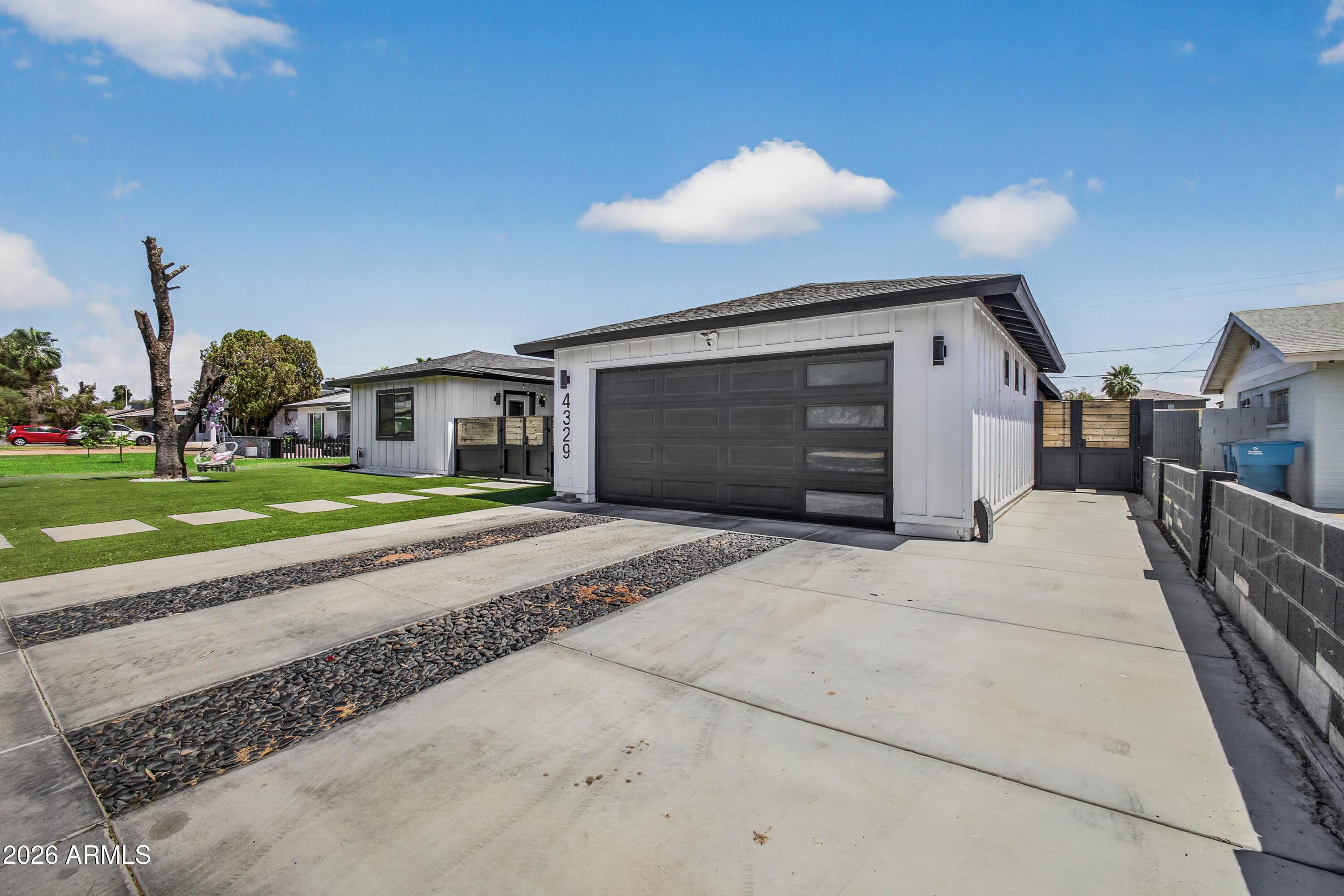 PAPAGO VISTA ESTATES - Residential
