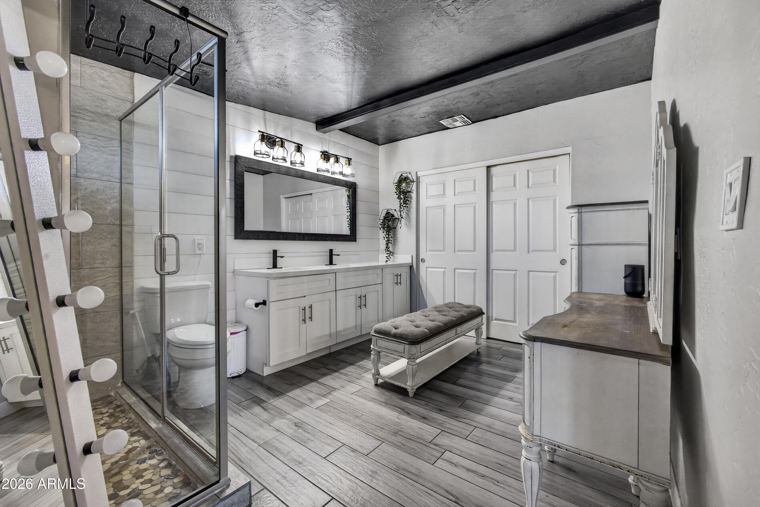 PAPAGO VISTA ESTATES - Residential