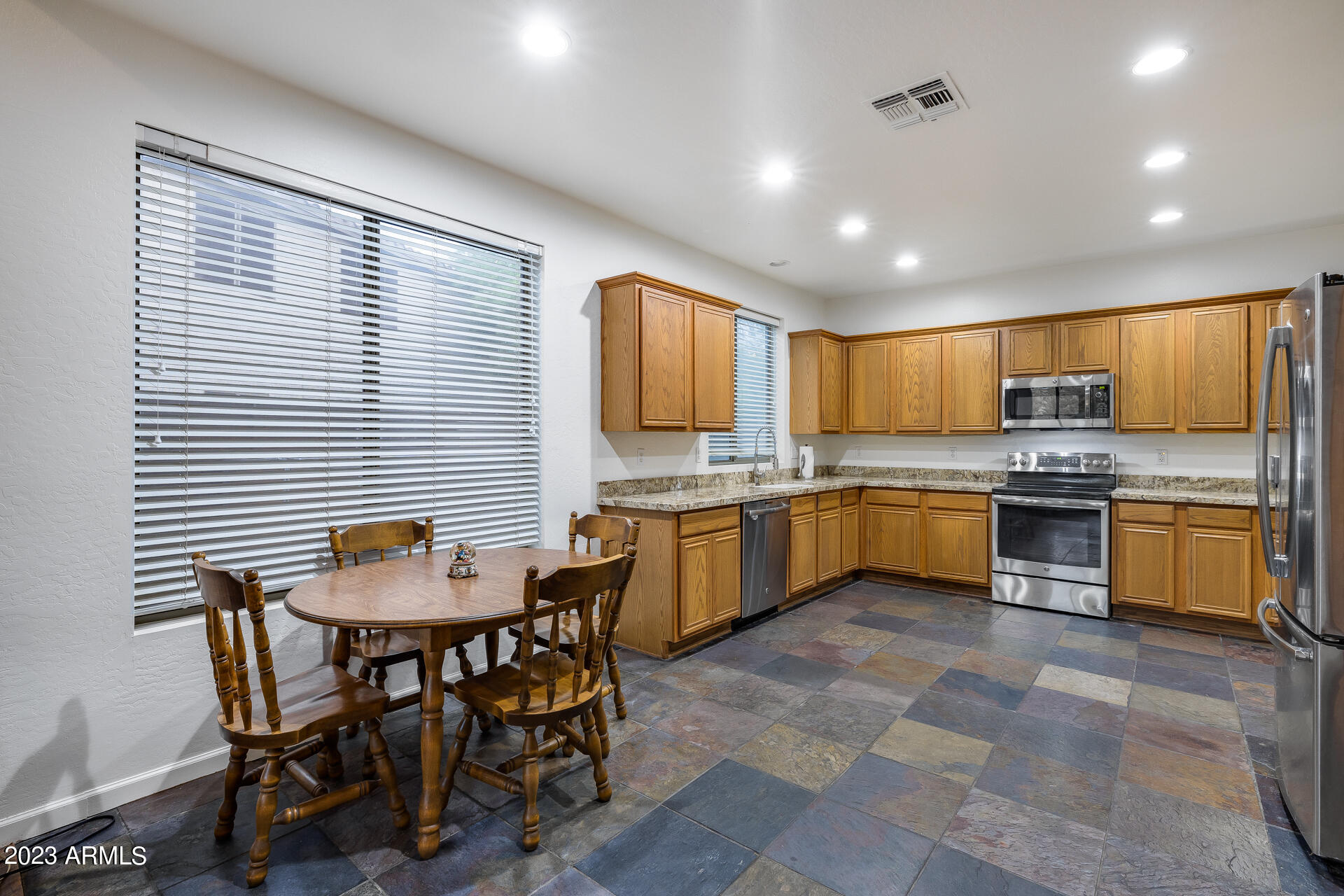 ANTHEM Parkside - Residential